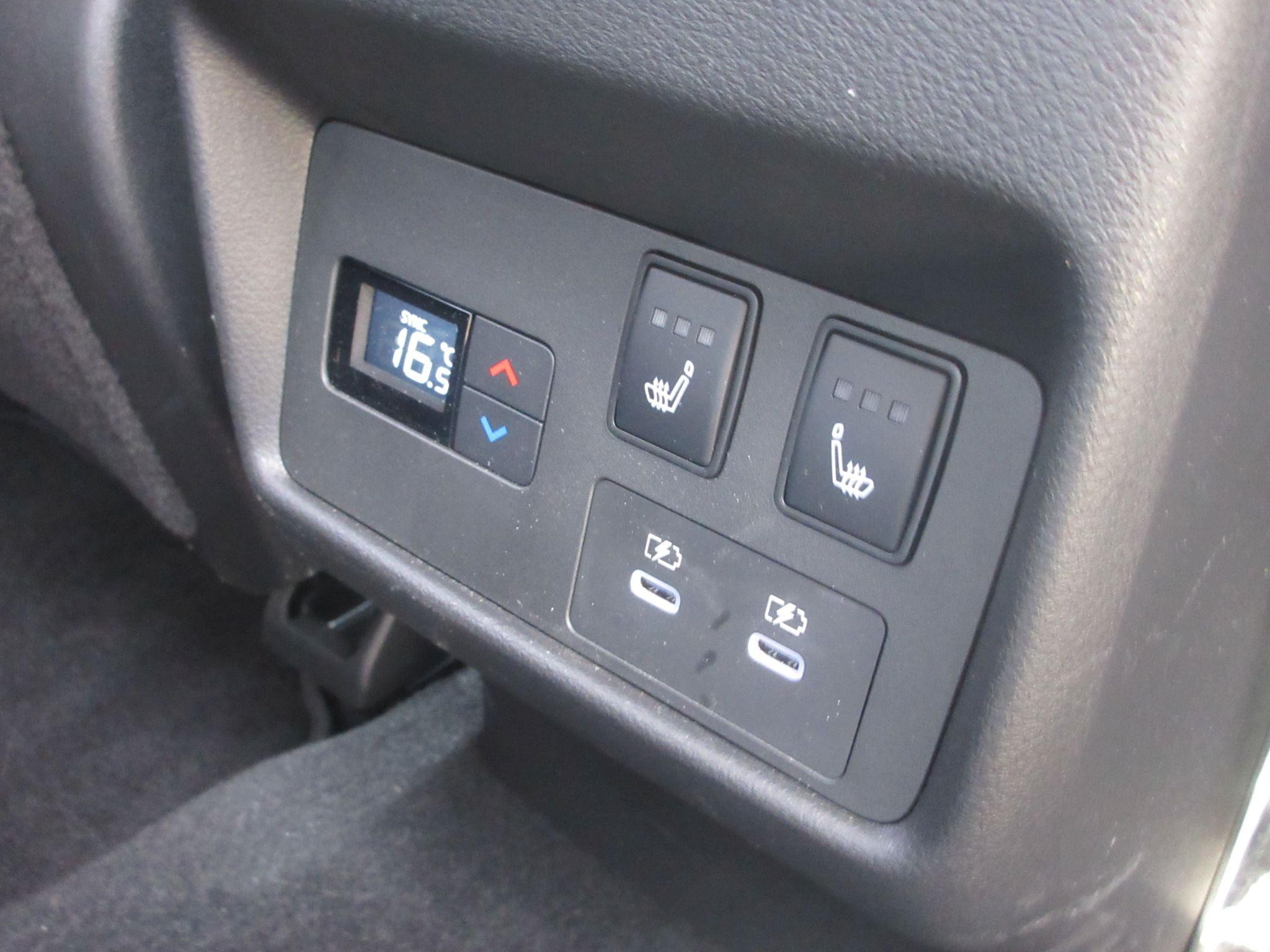 Nissan X-Trail Image 32