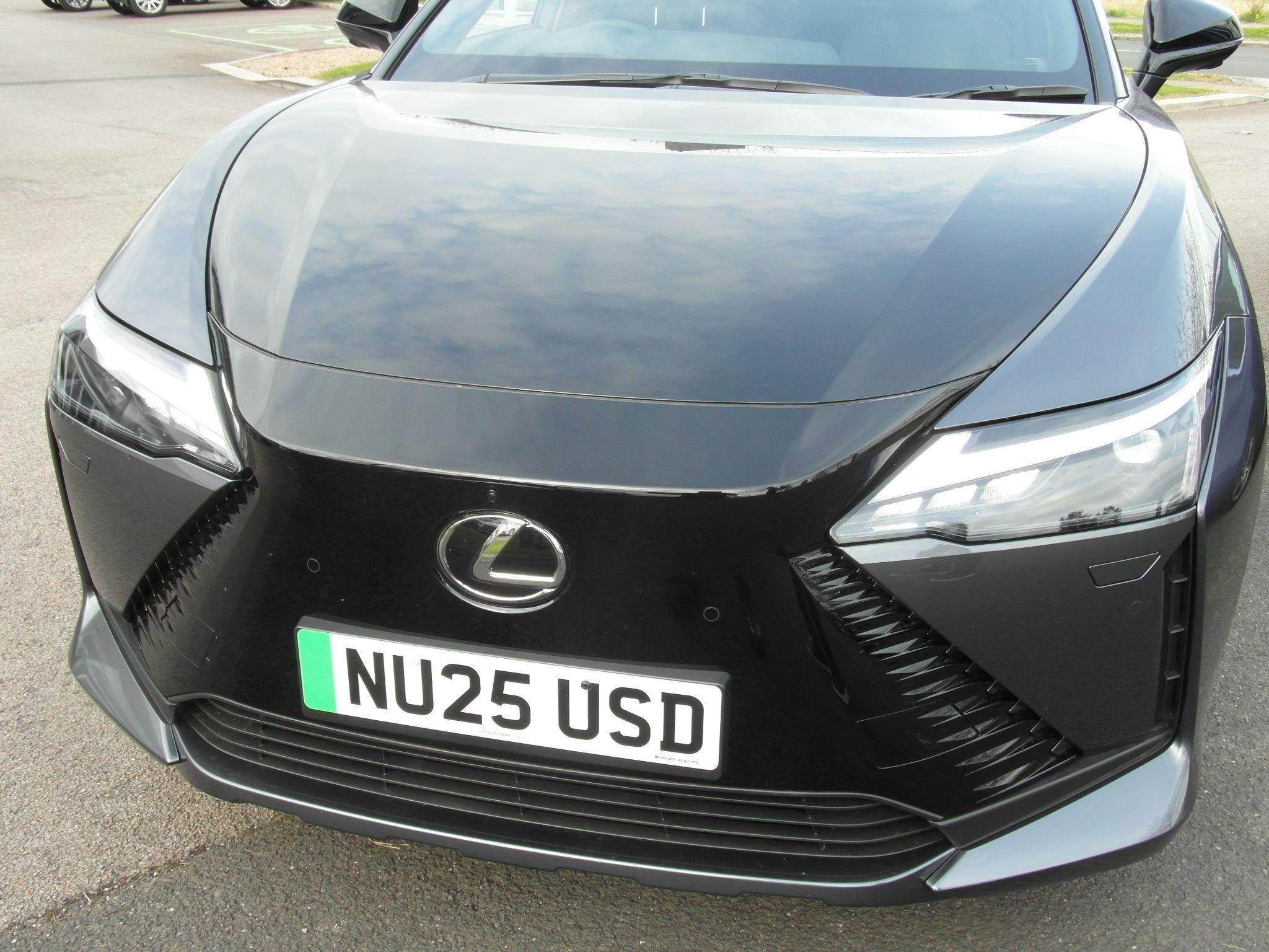 Lexus RZ Image 19