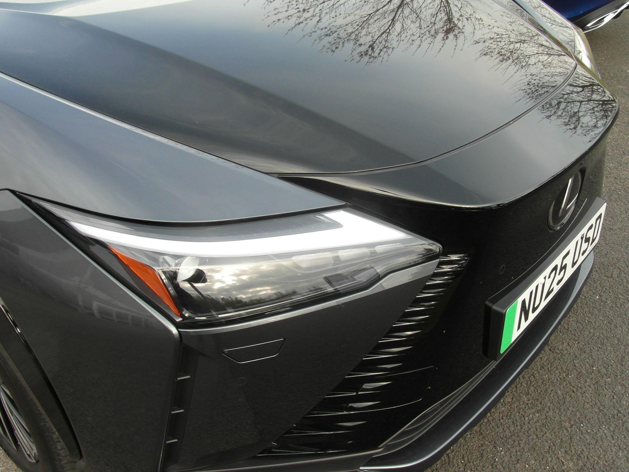 Lexus RZ Image 20