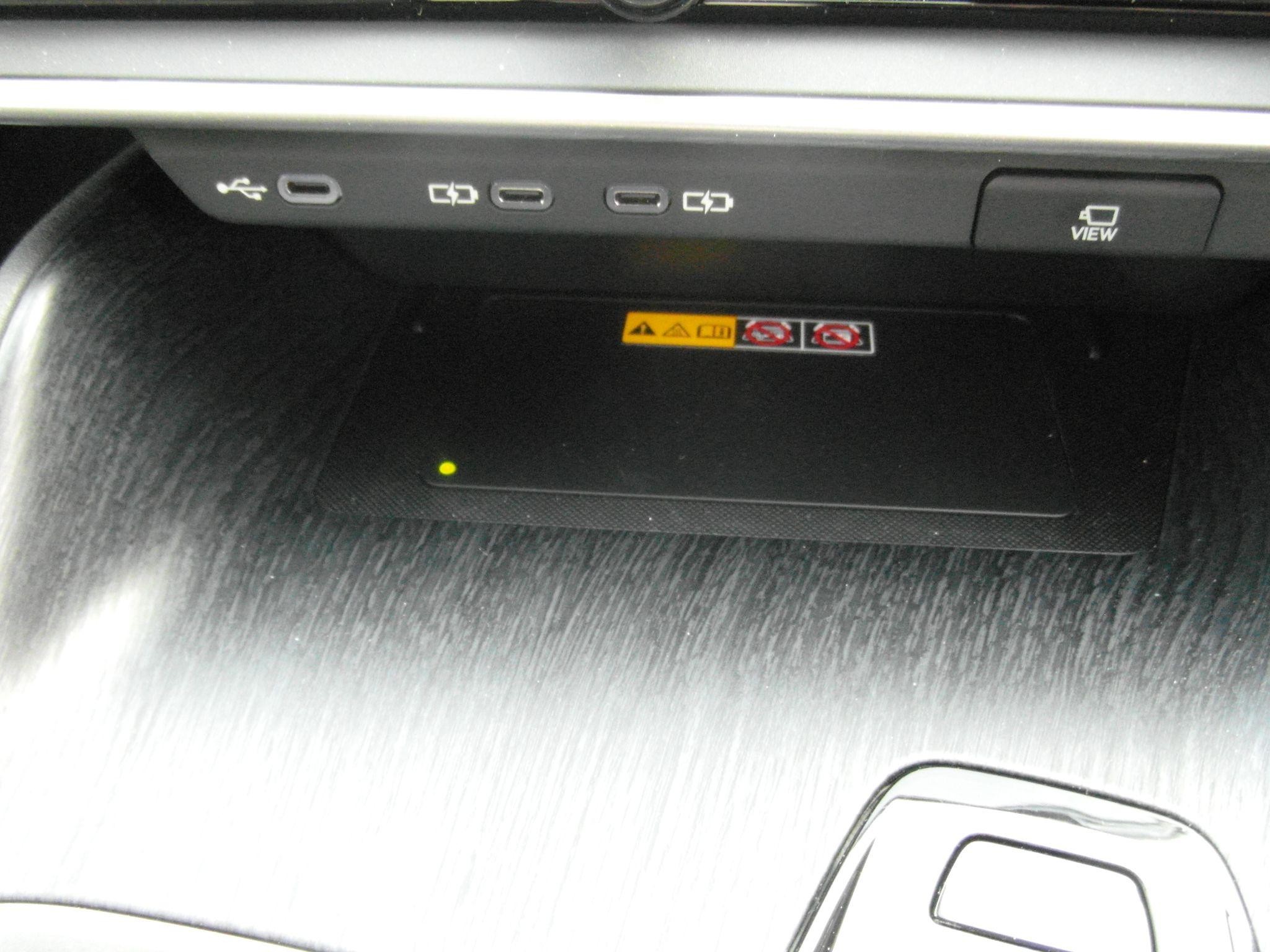 Lexus RZ Image 33
