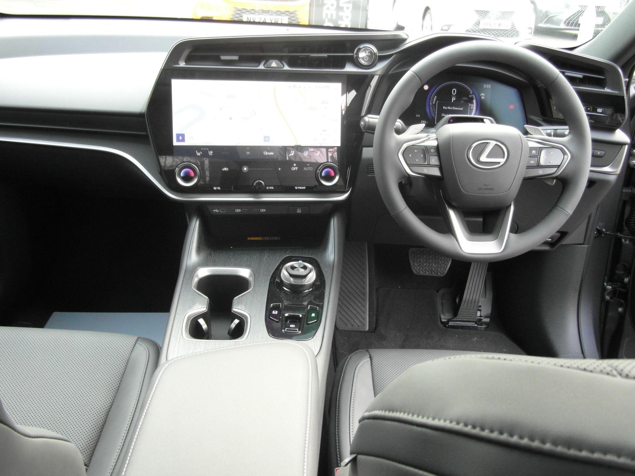 Lexus RZ Image 44