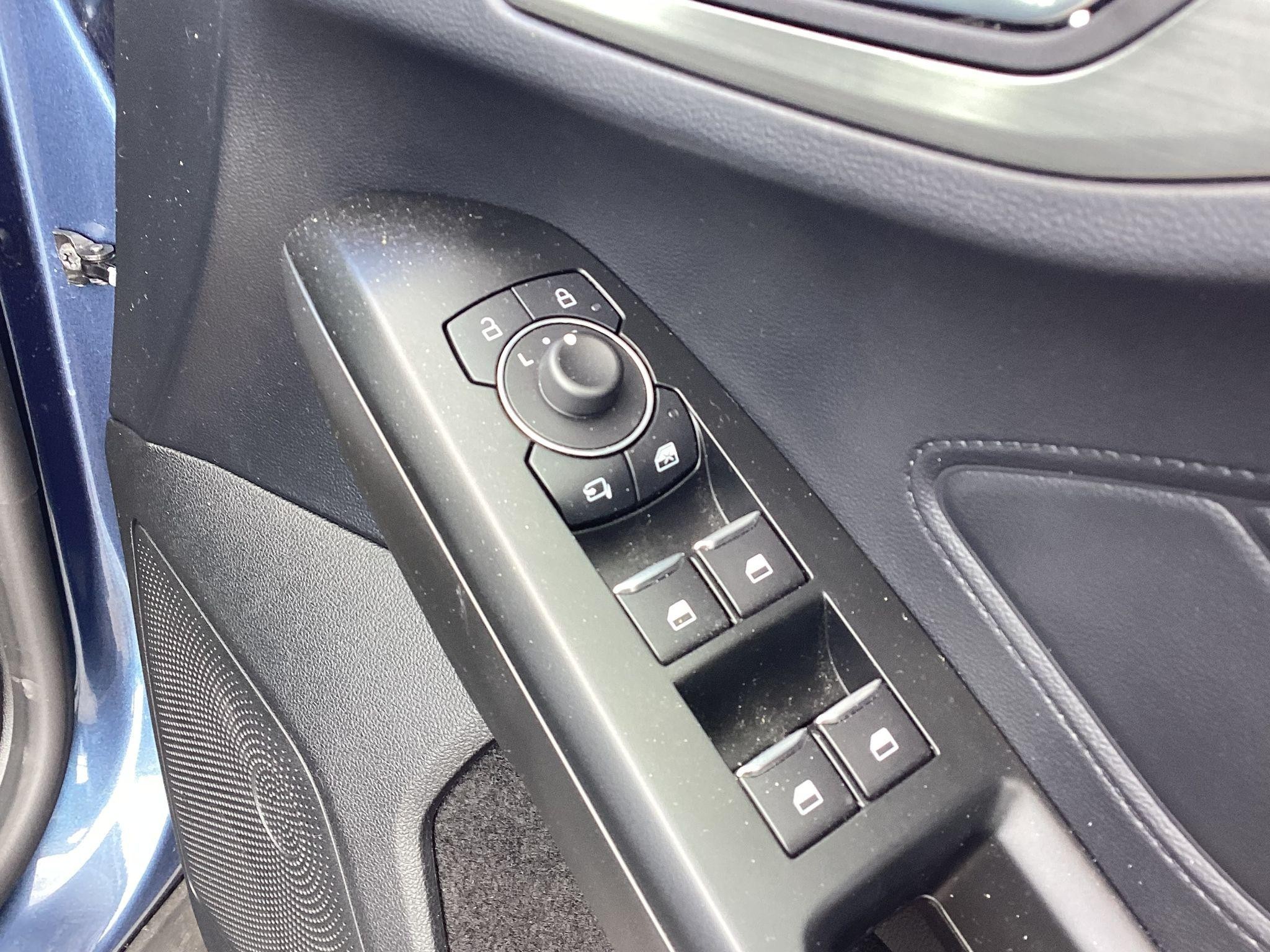 Ford Focus Image 17