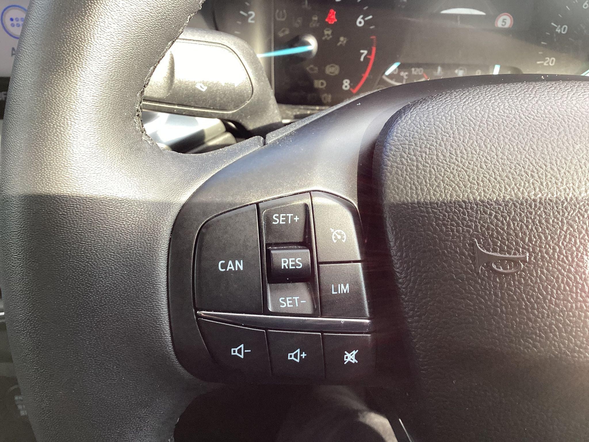 Ford Focus Image 23