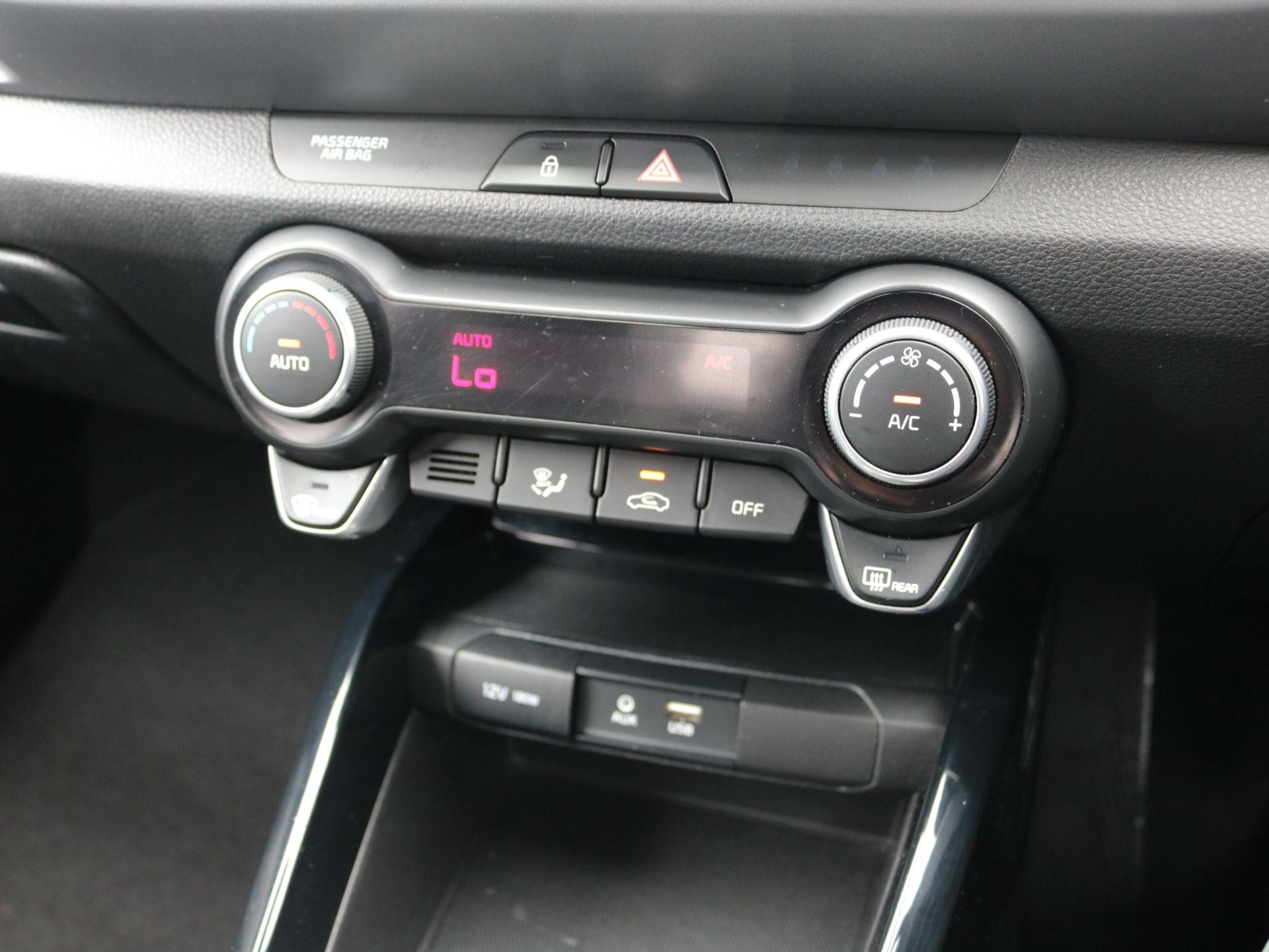 Kia Stonic Image 20