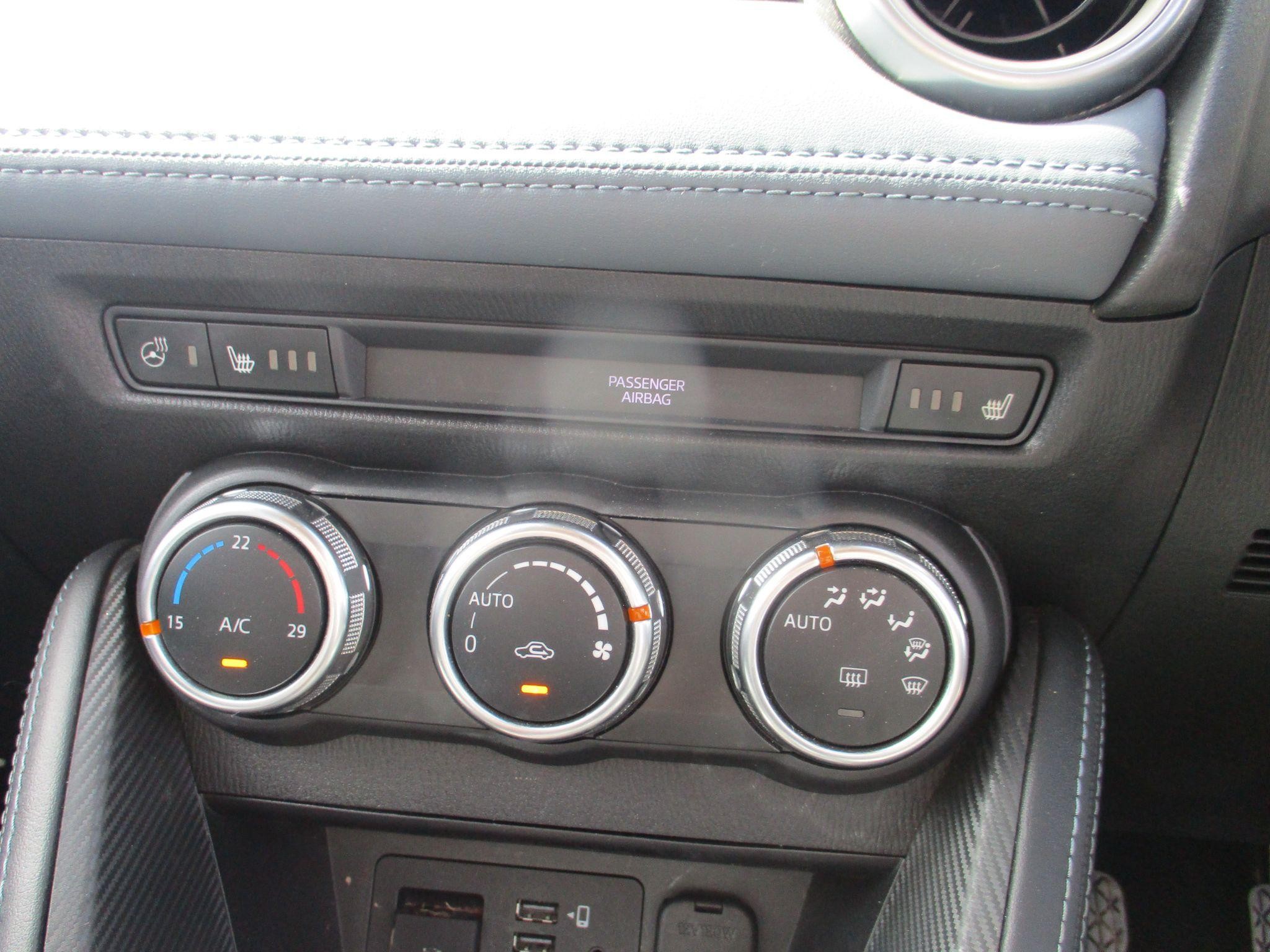Mazda2 Image 15