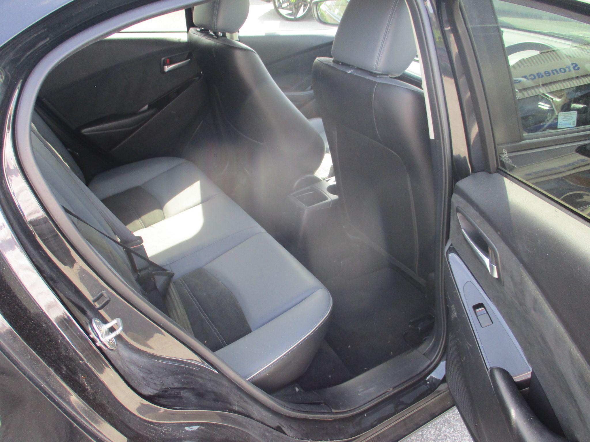 Mazda2 Image 22