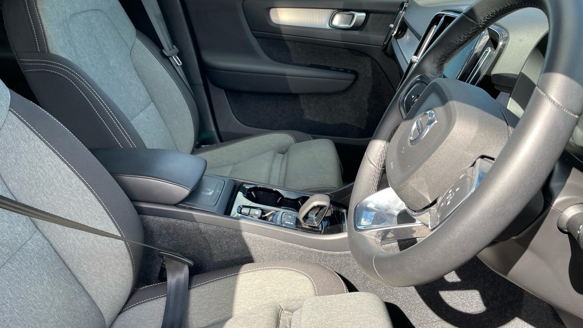 Volvo XC40 Image 9