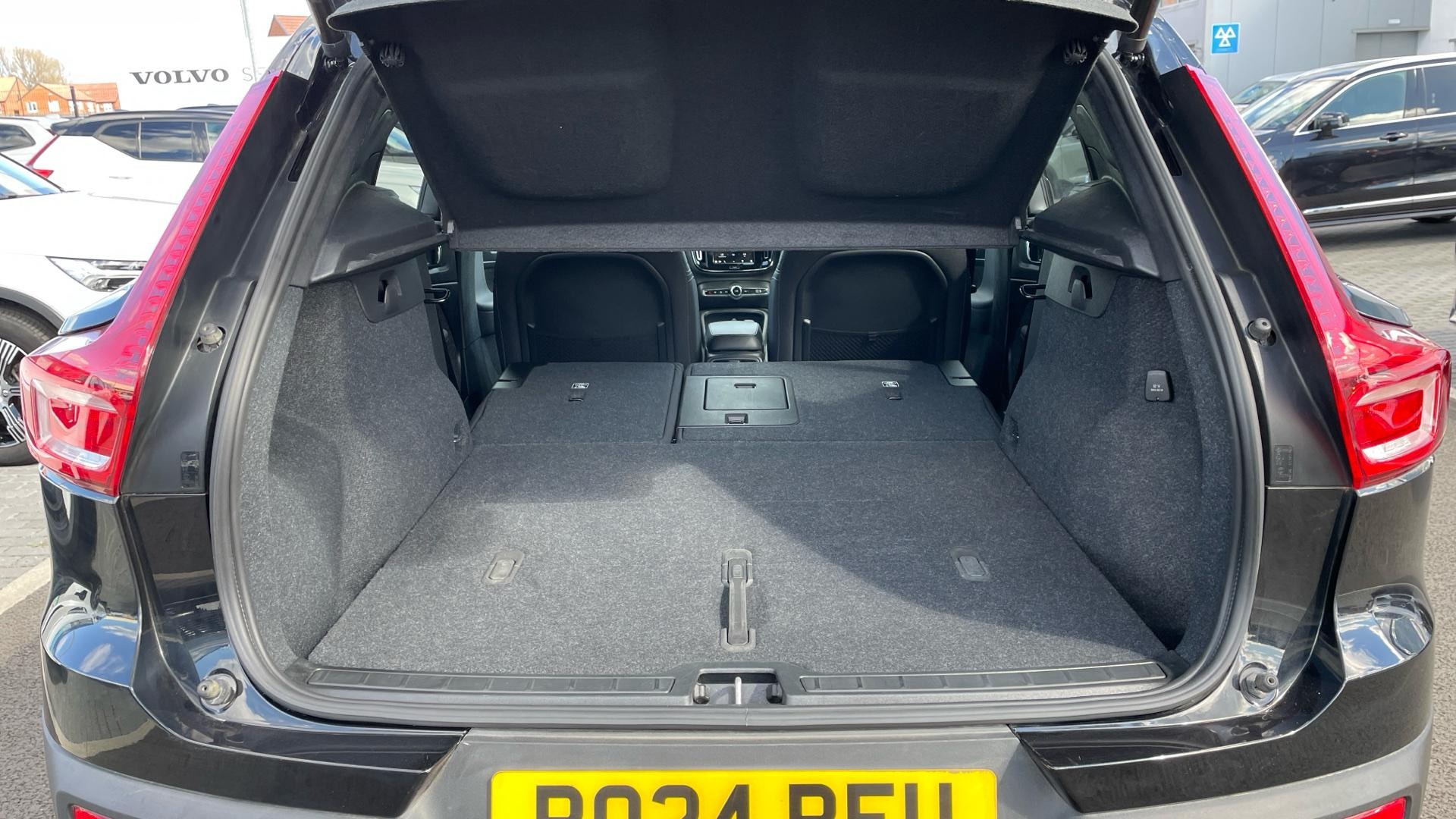 Volvo XC40 Image 17