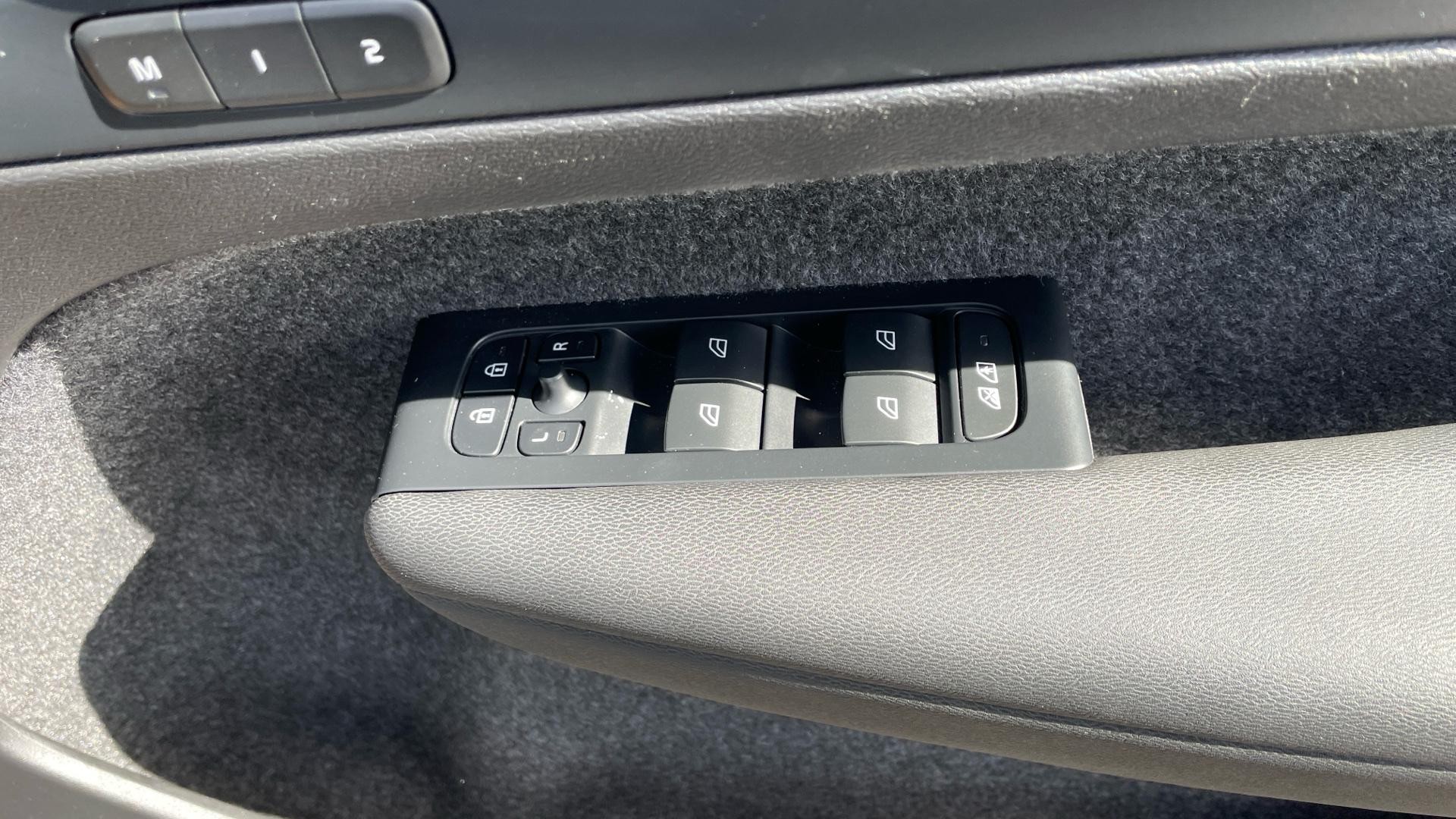 Volvo XC40 Image 28