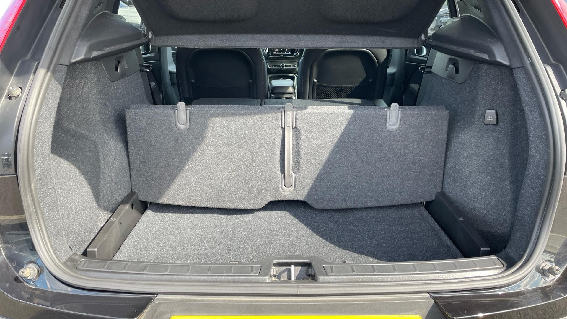 Volvo XC40 Image 40