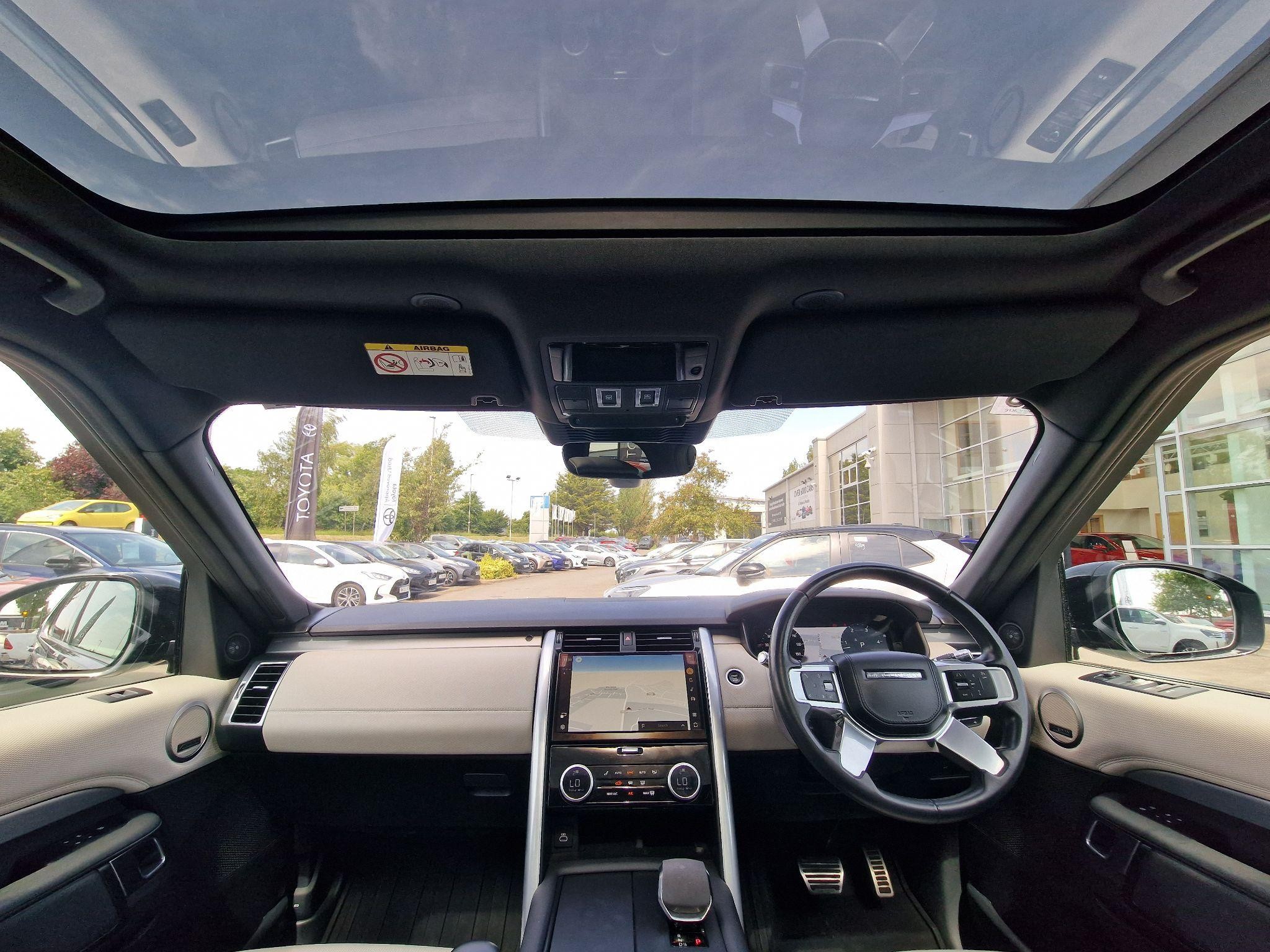 Land Rover Discovery Image 24