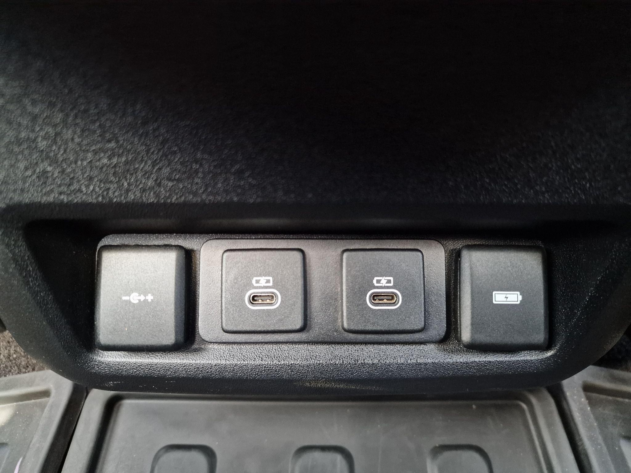 Land Rover Discovery Image 35