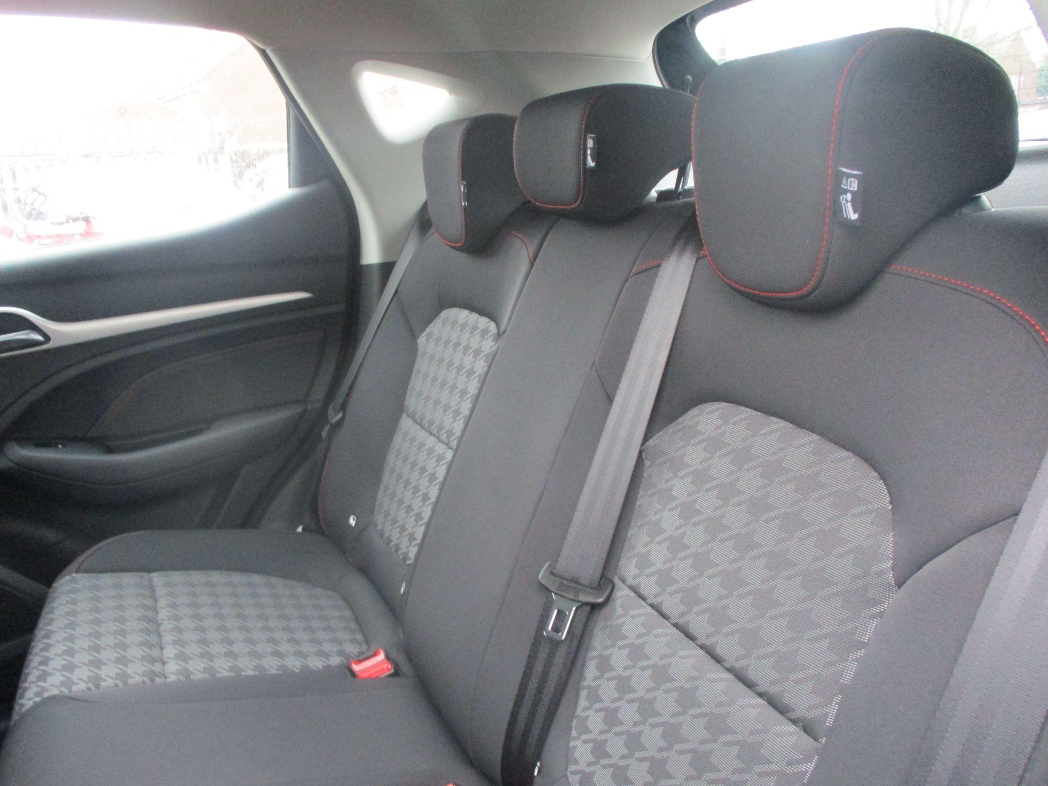 MG ZS EV Image 17