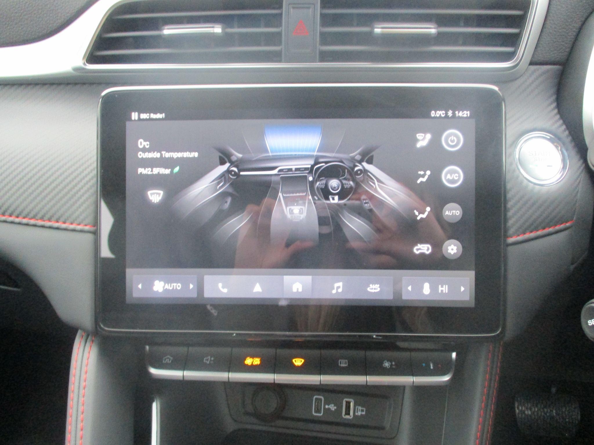 MG ZS EV Image 26