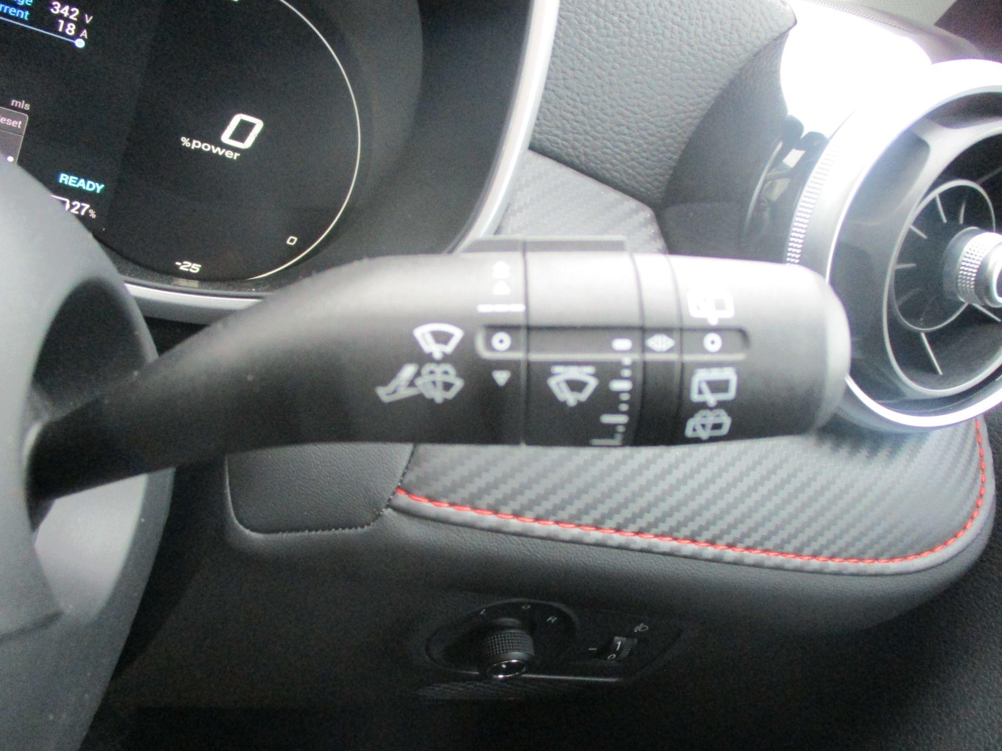 MG ZS EV Image 31