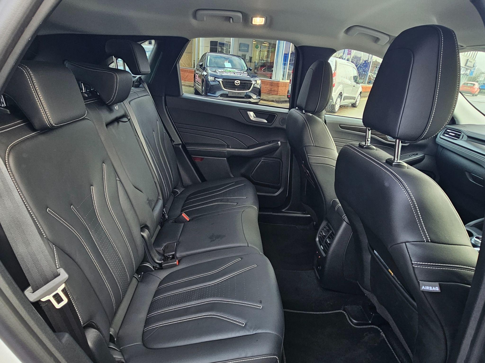 Ford Kuga Image 20