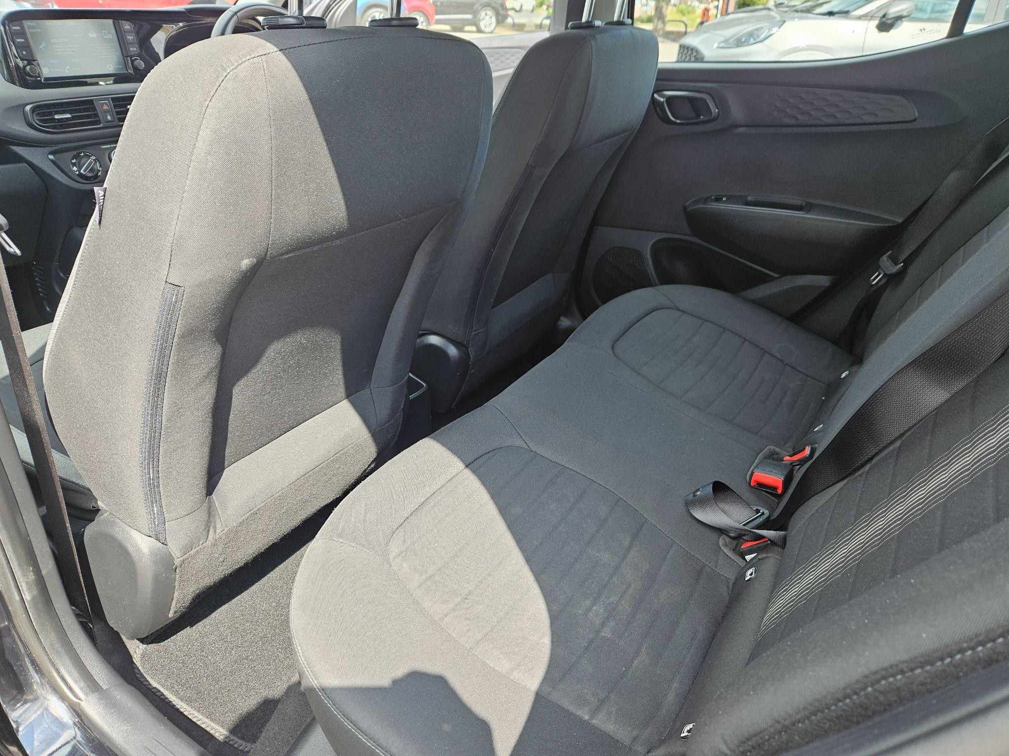 Hyundai i10 Image 19