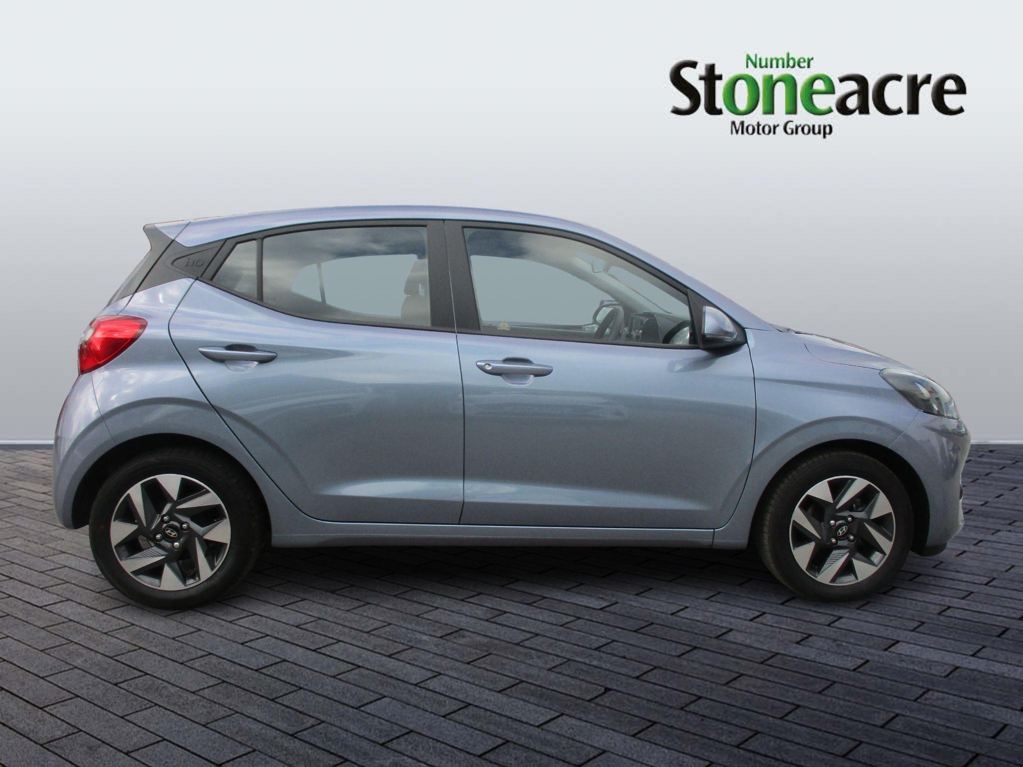 Hyundai i10 Image 8