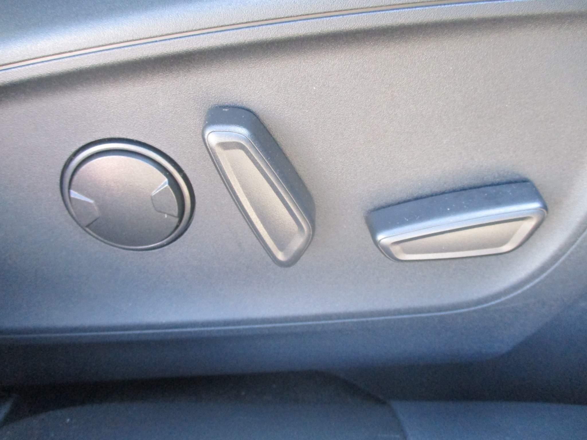 Ford Kuga Image 14