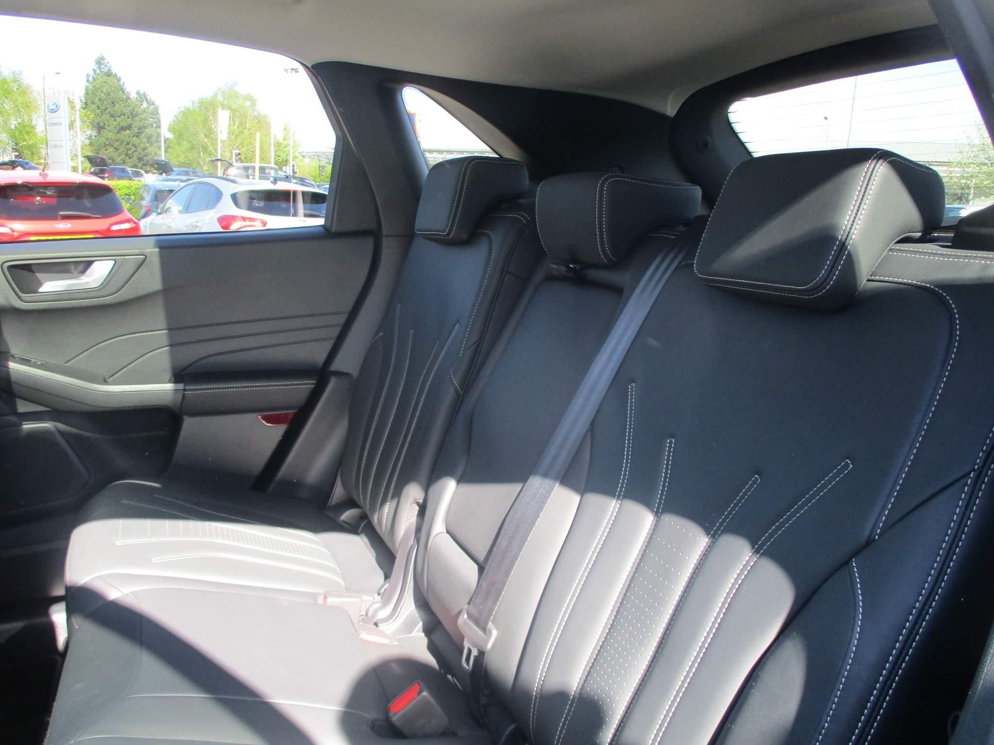Ford Kuga Image 26