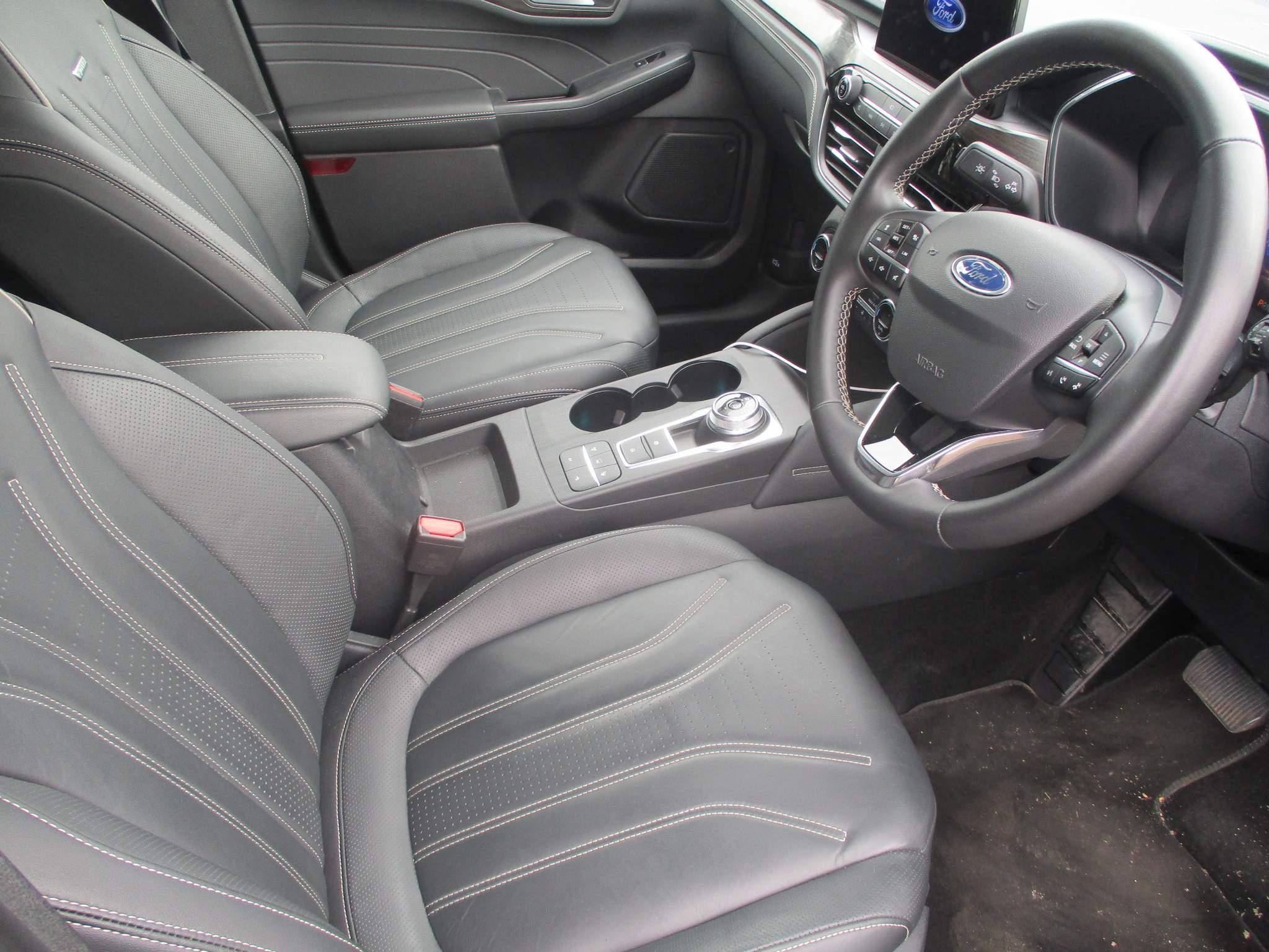 Ford Kuga Image 27