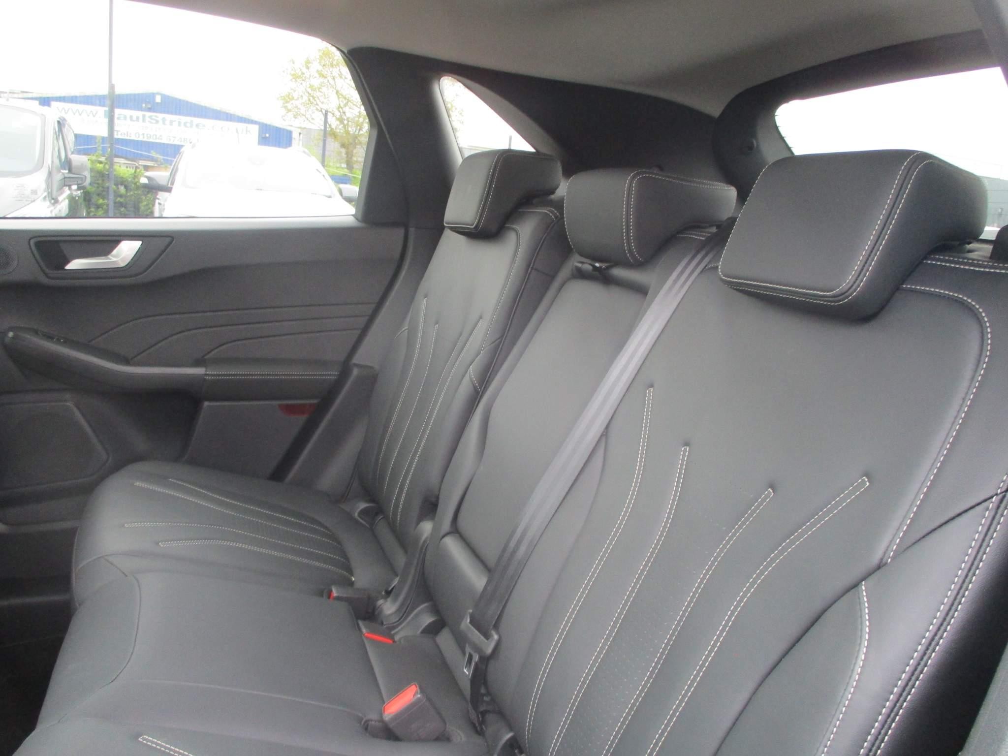 Ford Kuga Image 31