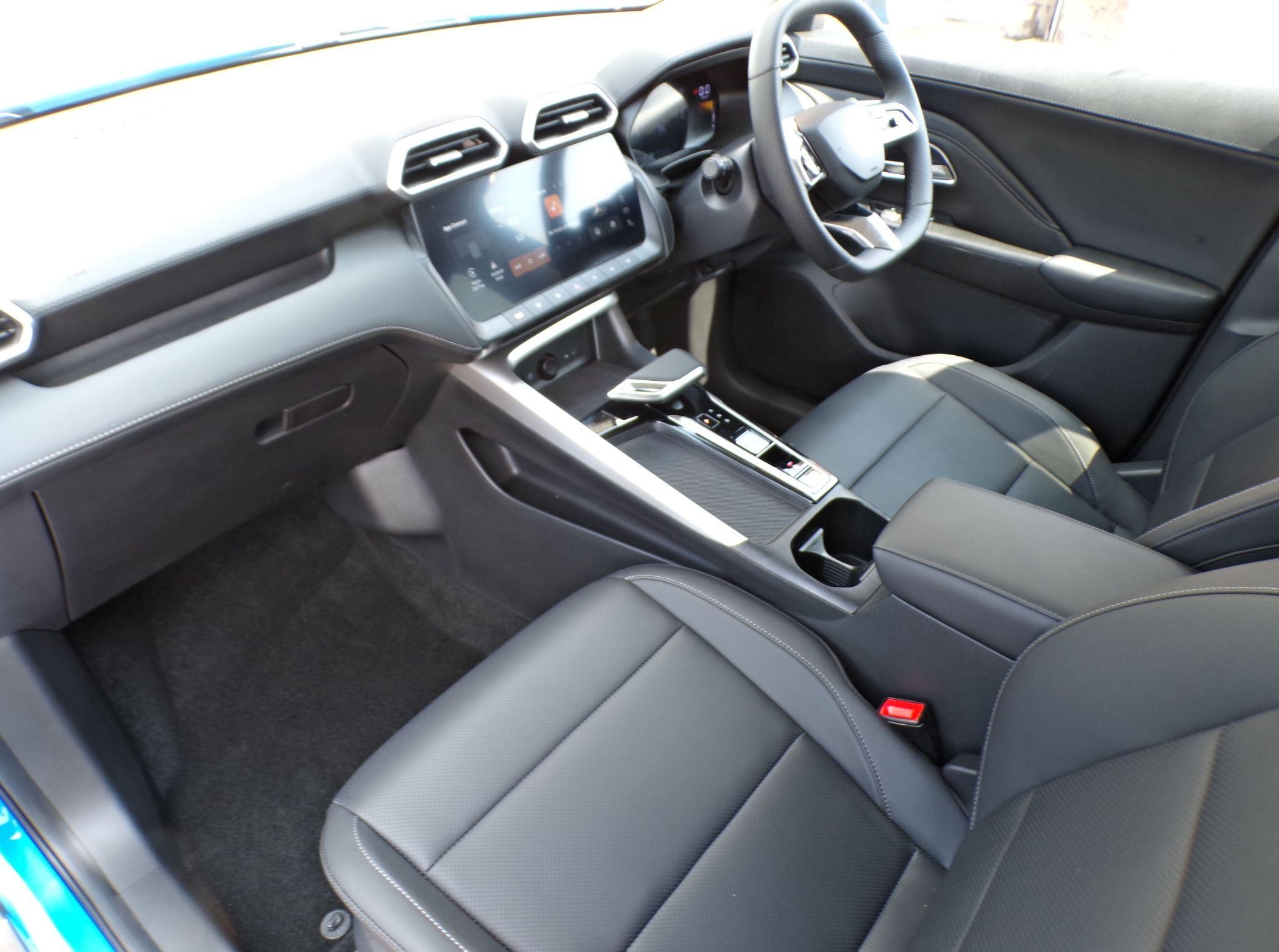 MG ZS Hybrid+ Image 13