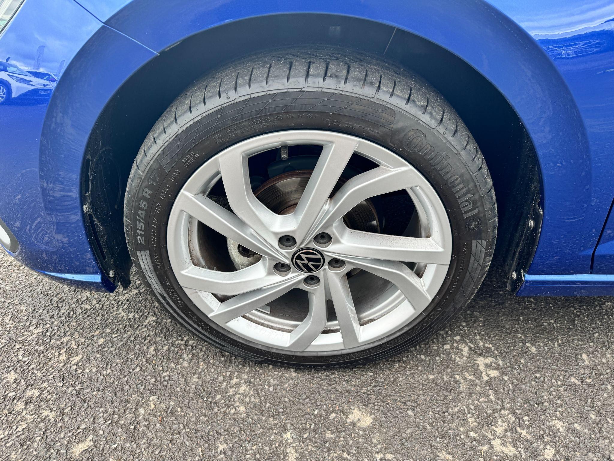 Volkswagen Polo Image 9