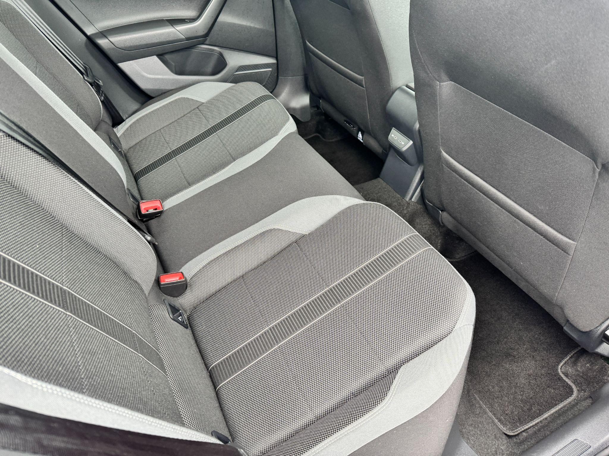 Volkswagen Polo Image 12