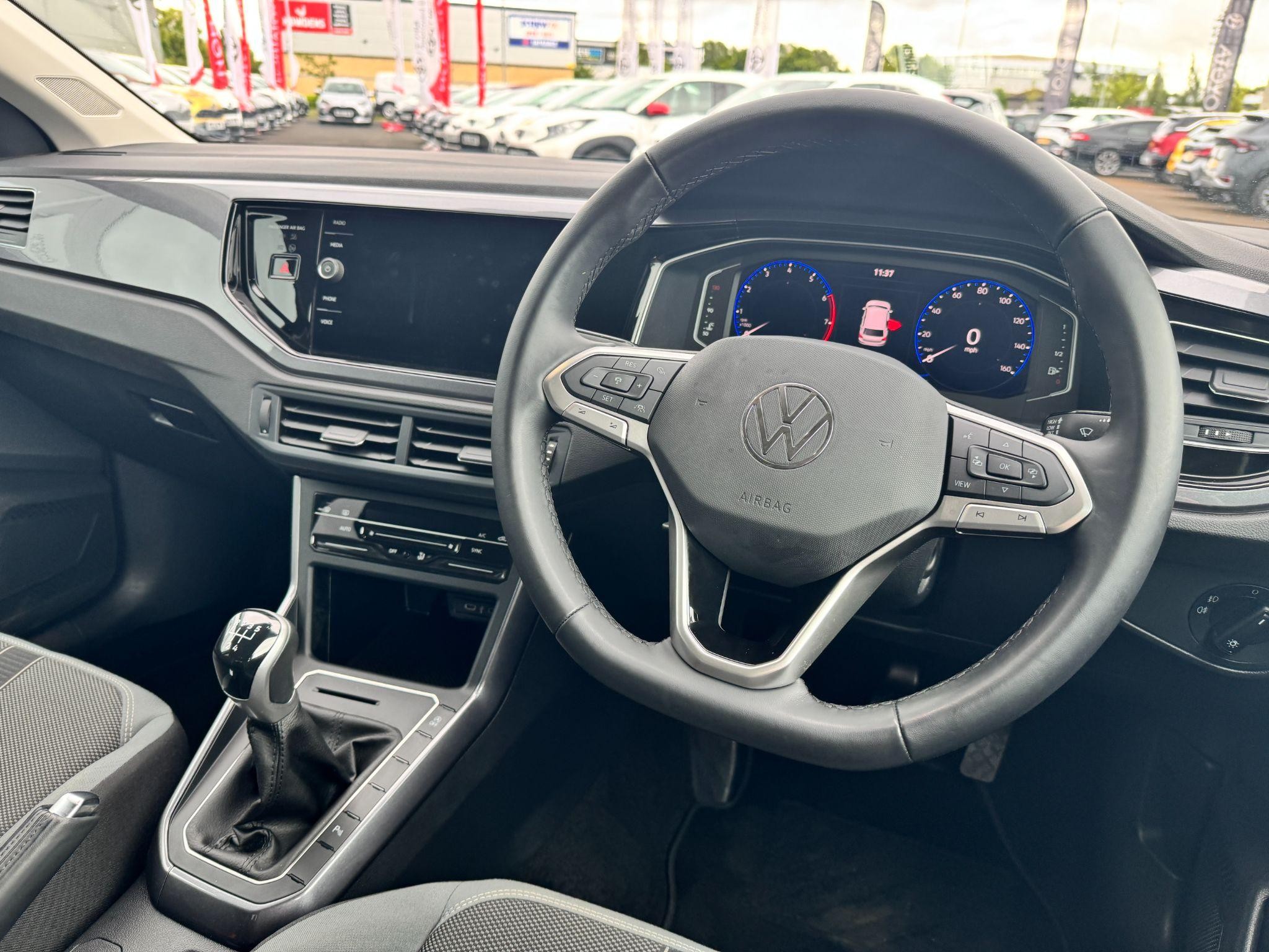 Volkswagen Polo Image 16