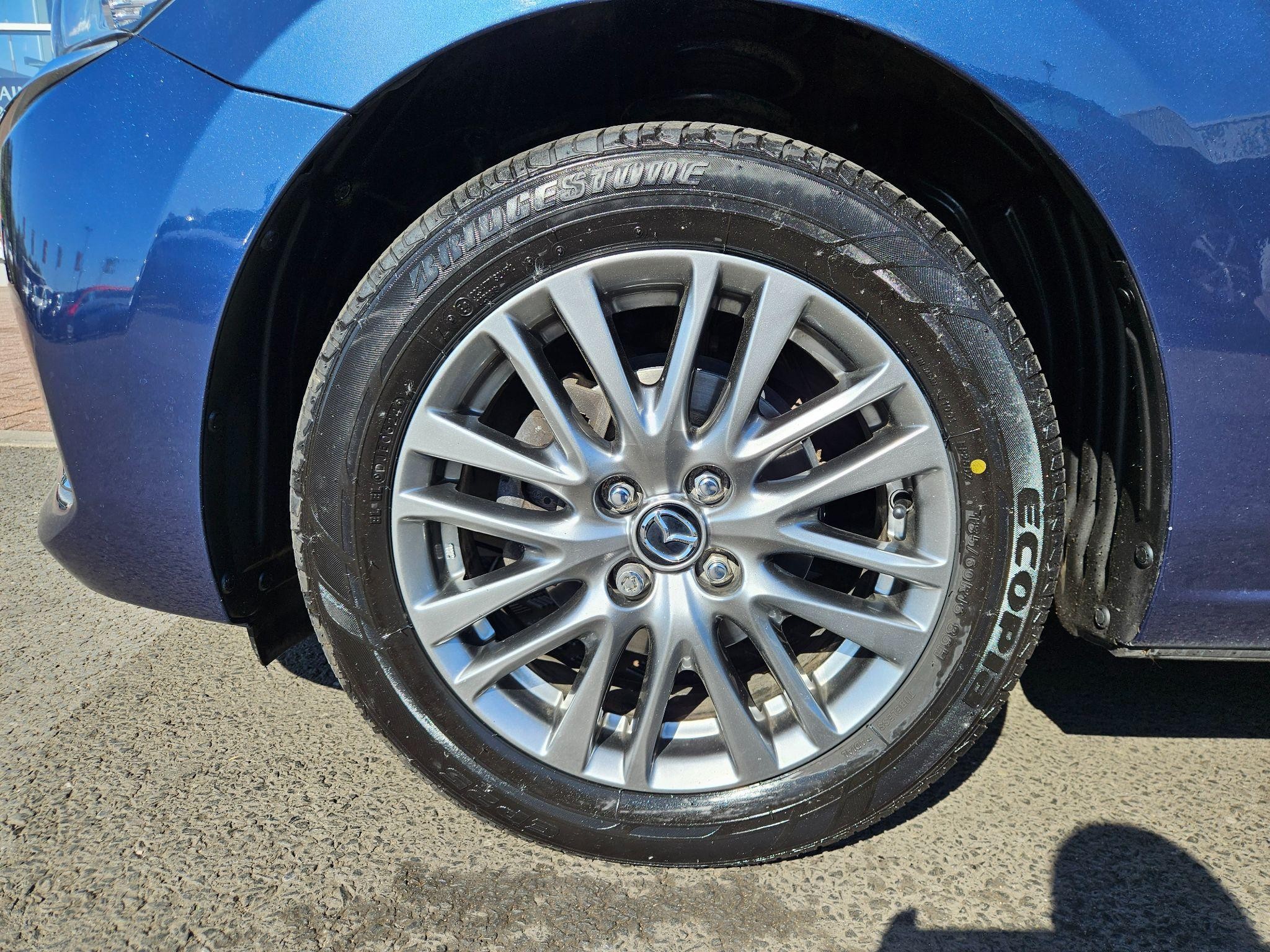 Mazda2 Image 9
