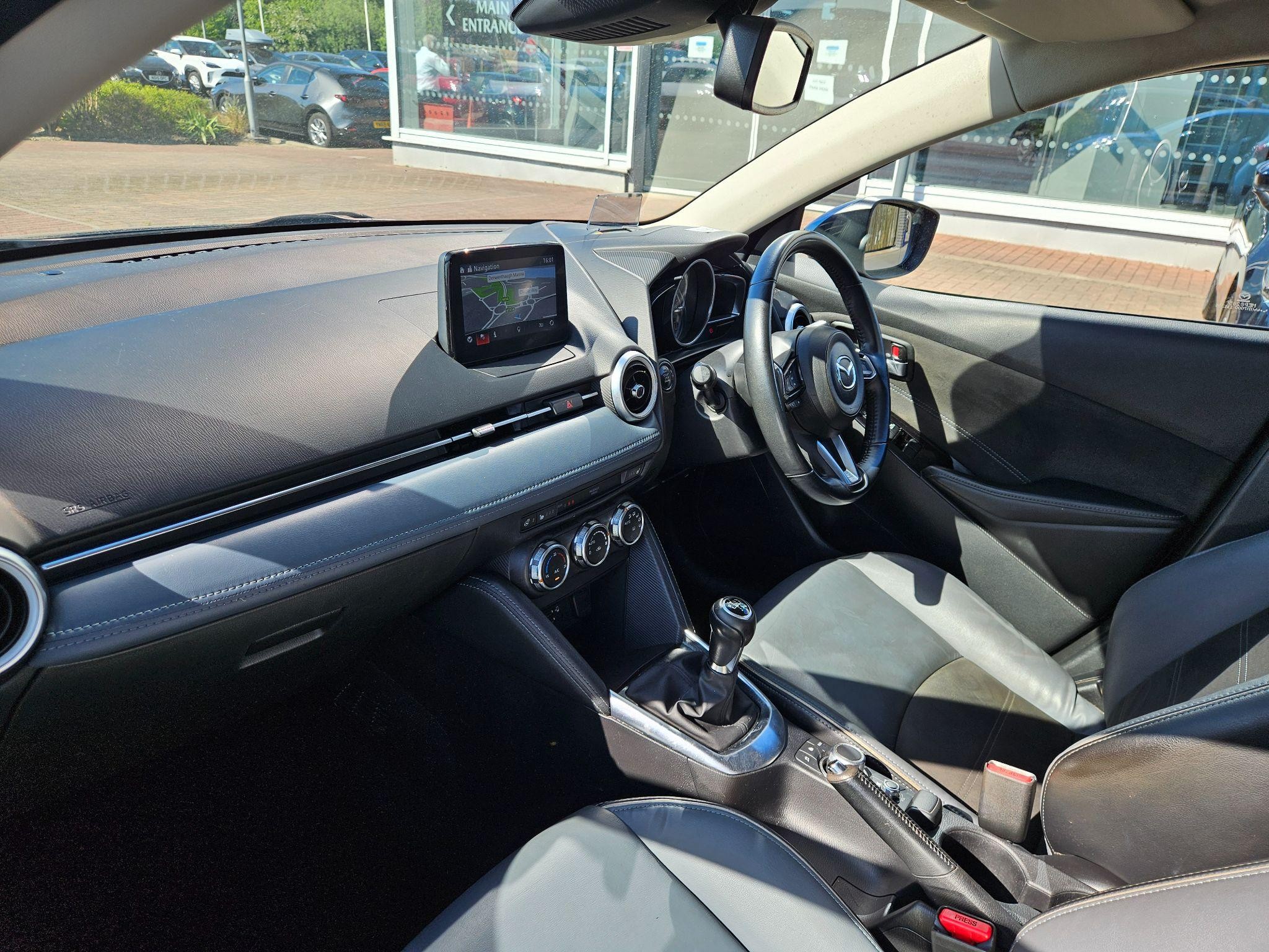Mazda2 Image 13