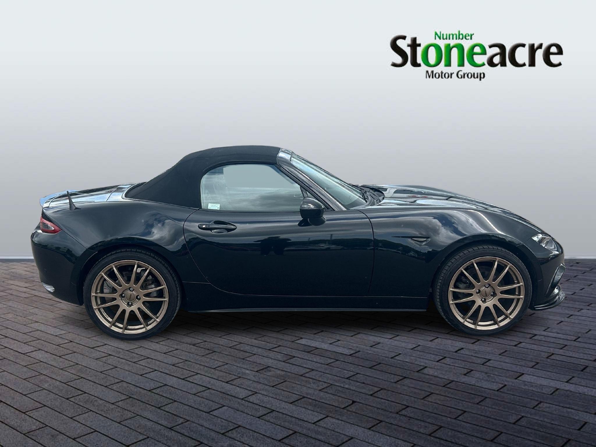 Mazda MX-5 Image 2