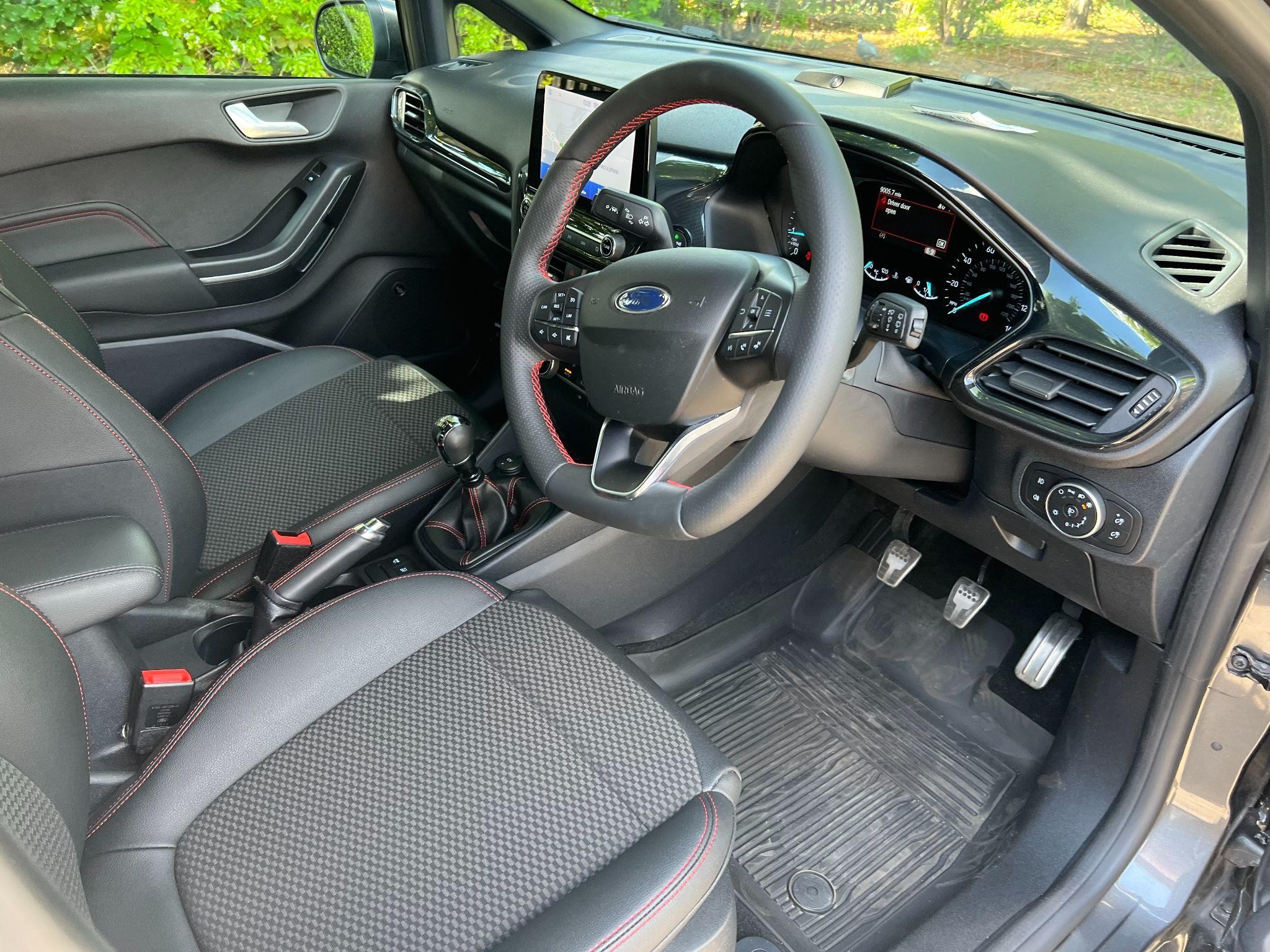 Ford Fiesta Image 11