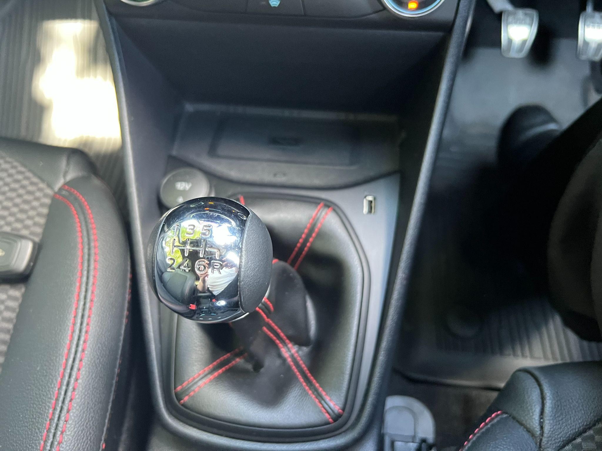 Ford Fiesta Image 17