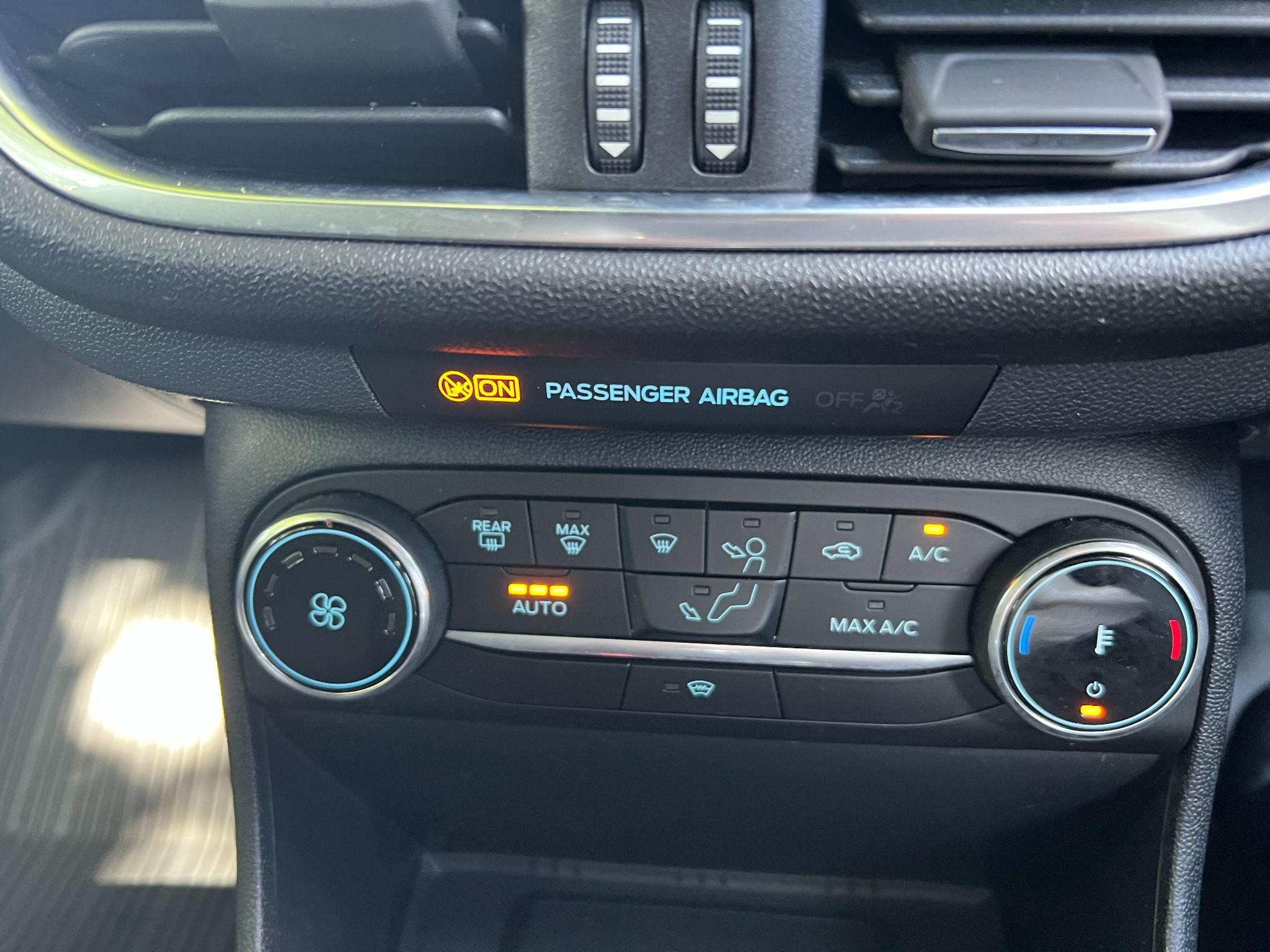 Ford Fiesta Image 18