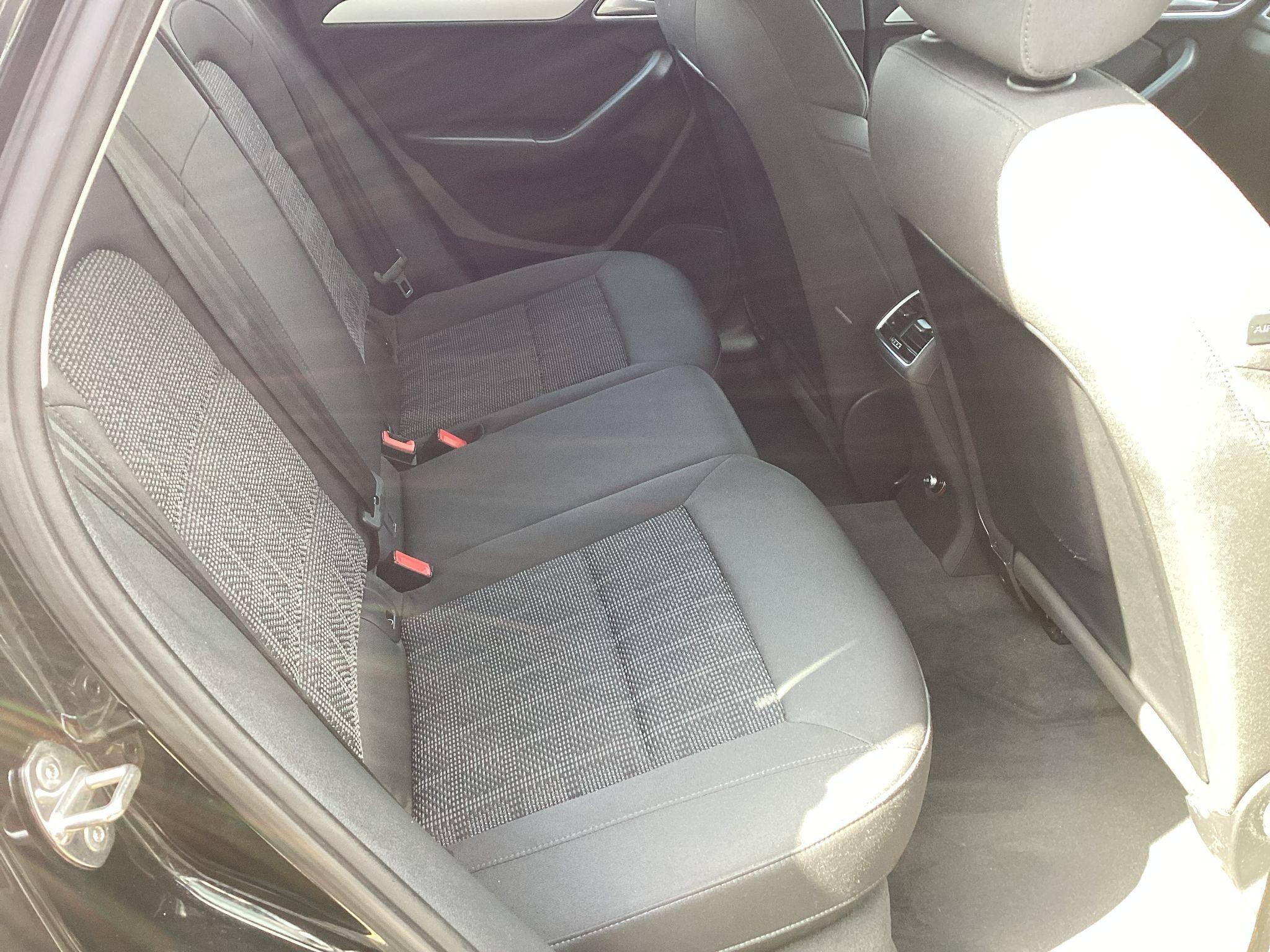 Audi Q3 Image 11