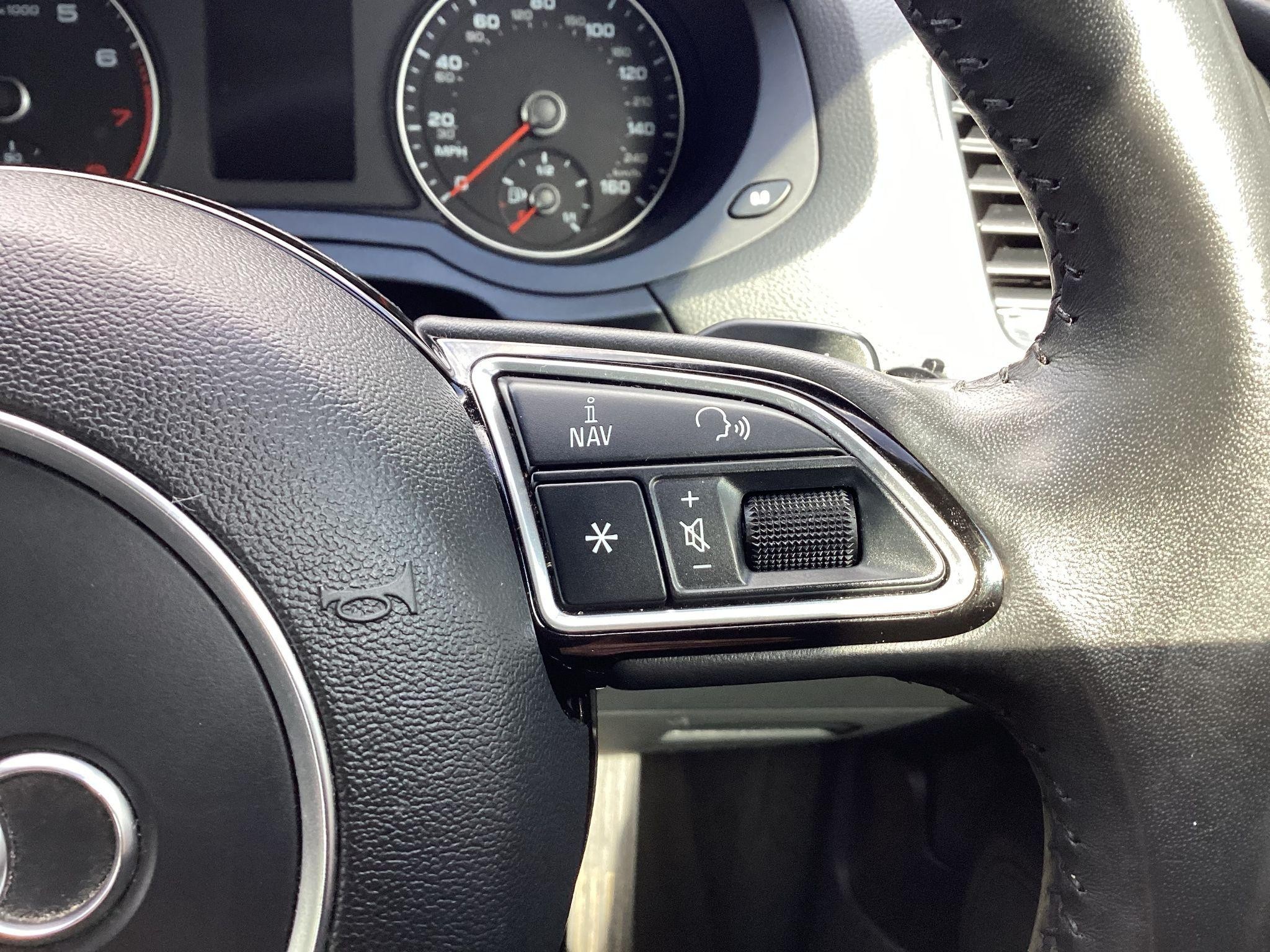 Audi Q3 Image 18