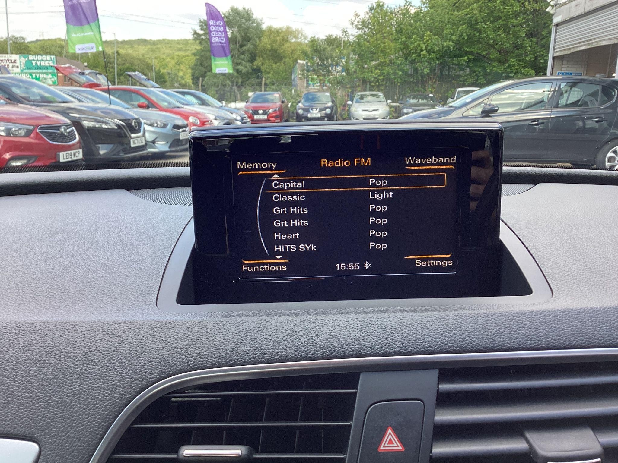 Audi Q3 Image 26