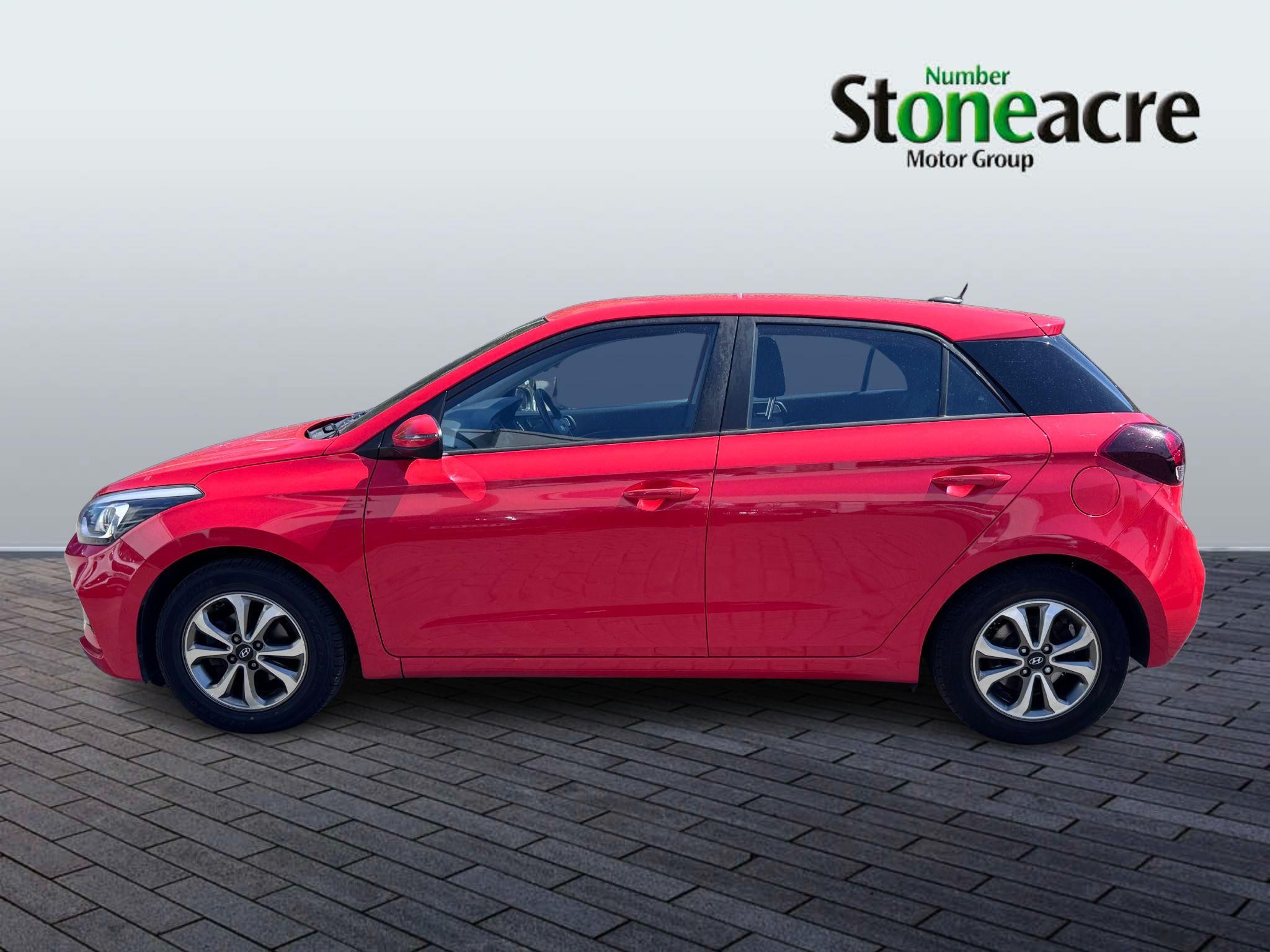 Hyundai i20 Image 6