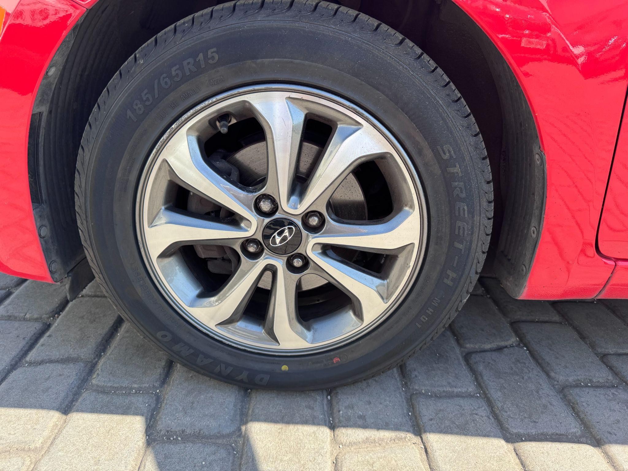 Hyundai i20 Image 9