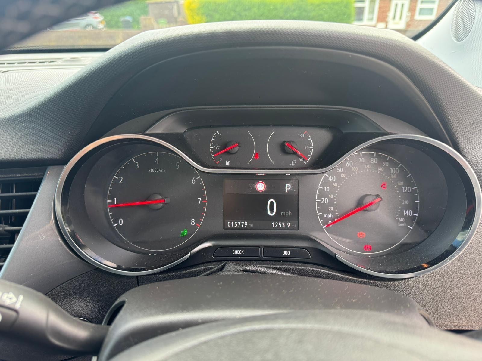 Vauxhall Crossland Image 14