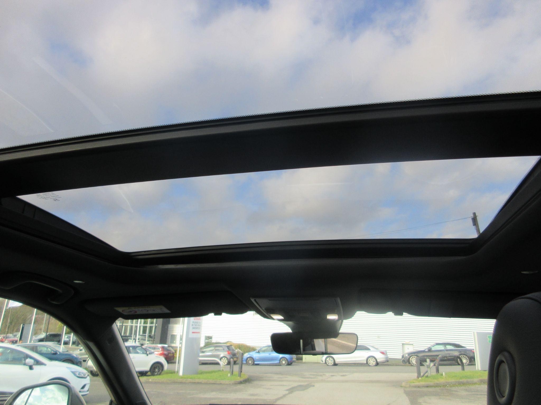 Honda CR-V Image 24