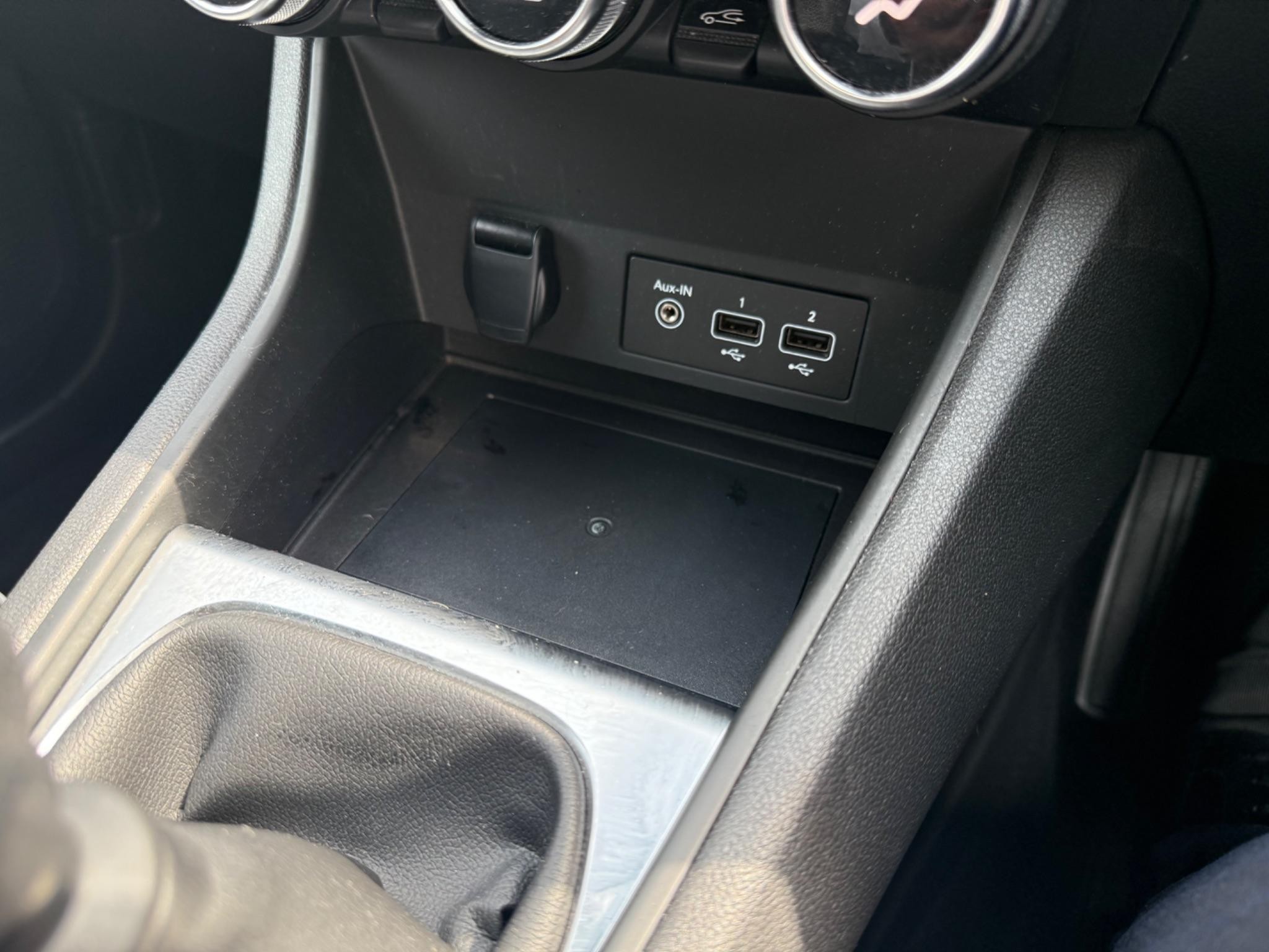 Renault Captur Image 28