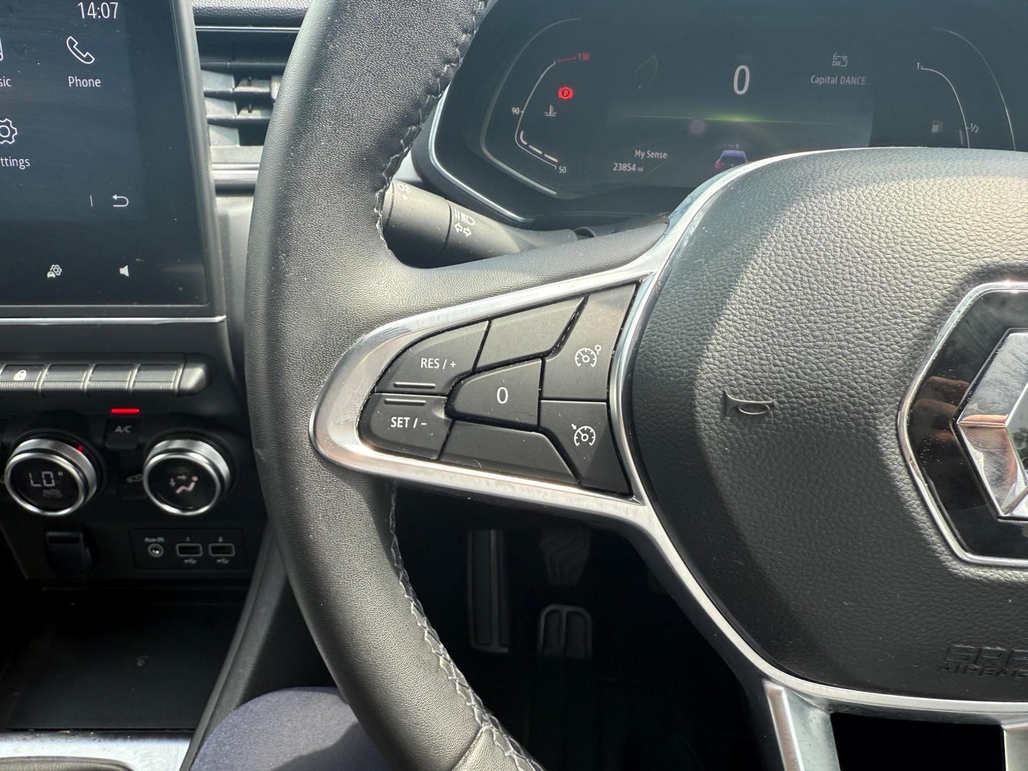 Renault Captur Image 31