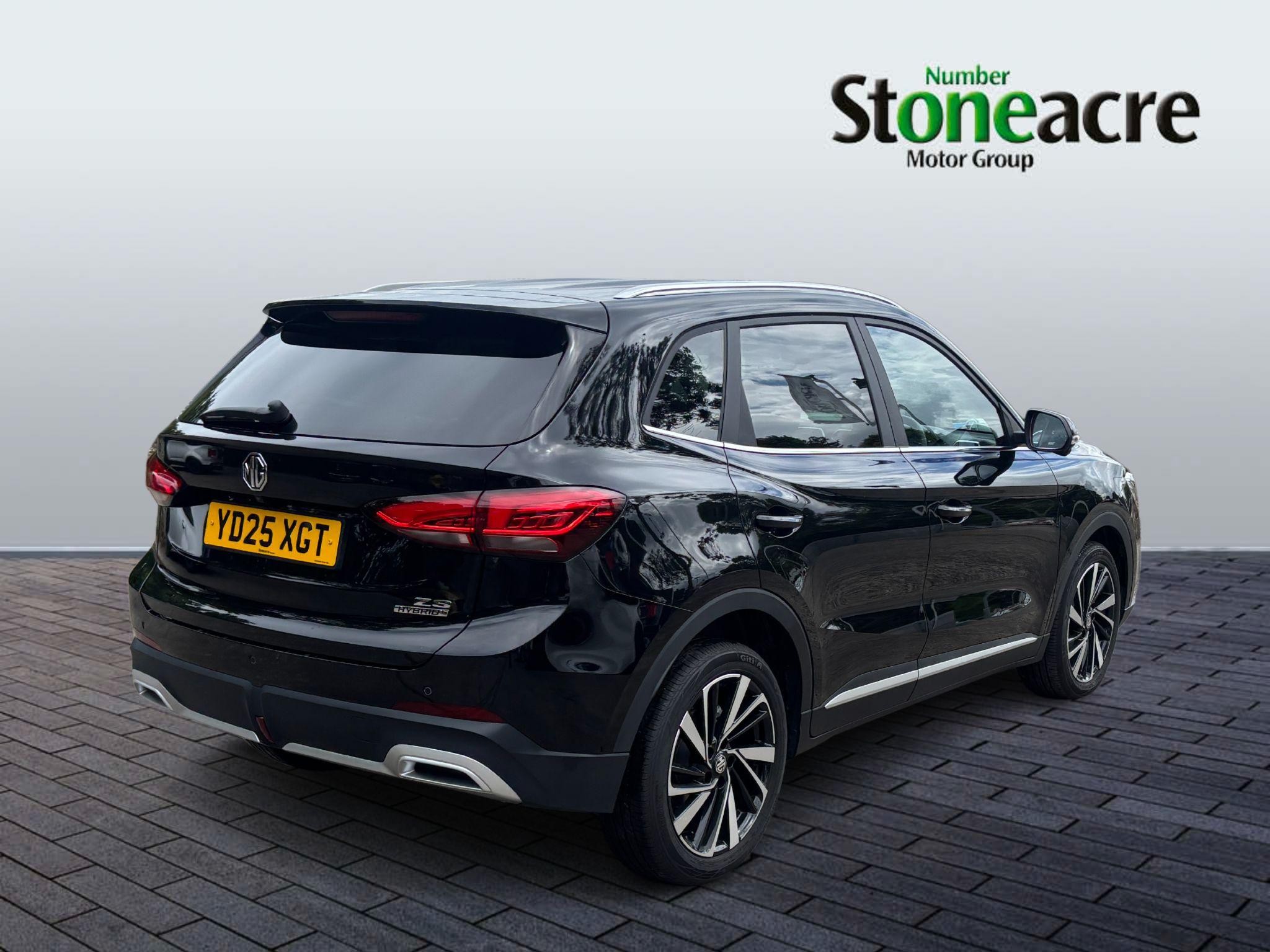 MG ZS Hybrid+ Image 8