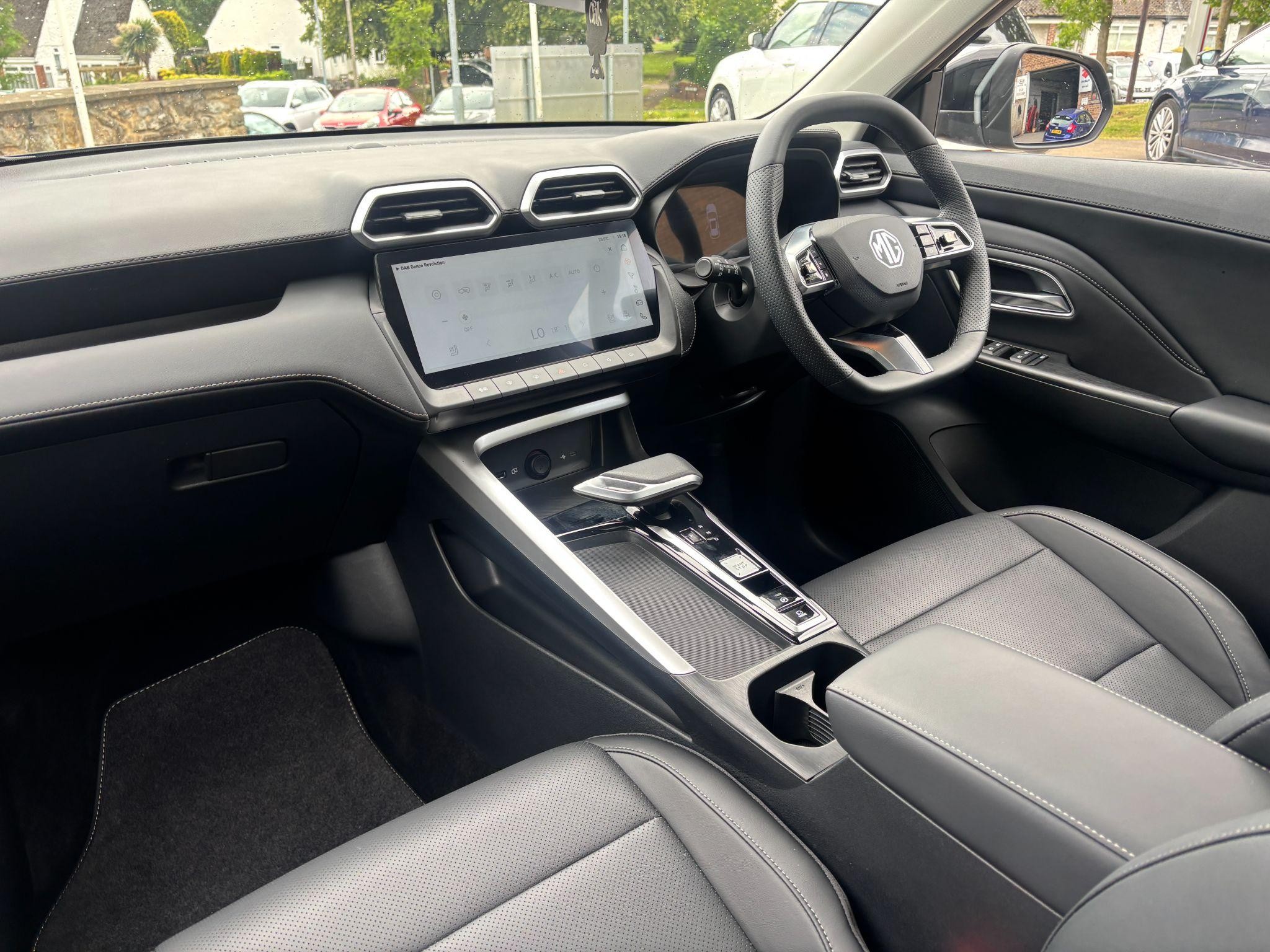 MG ZS Hybrid+ Image 13
