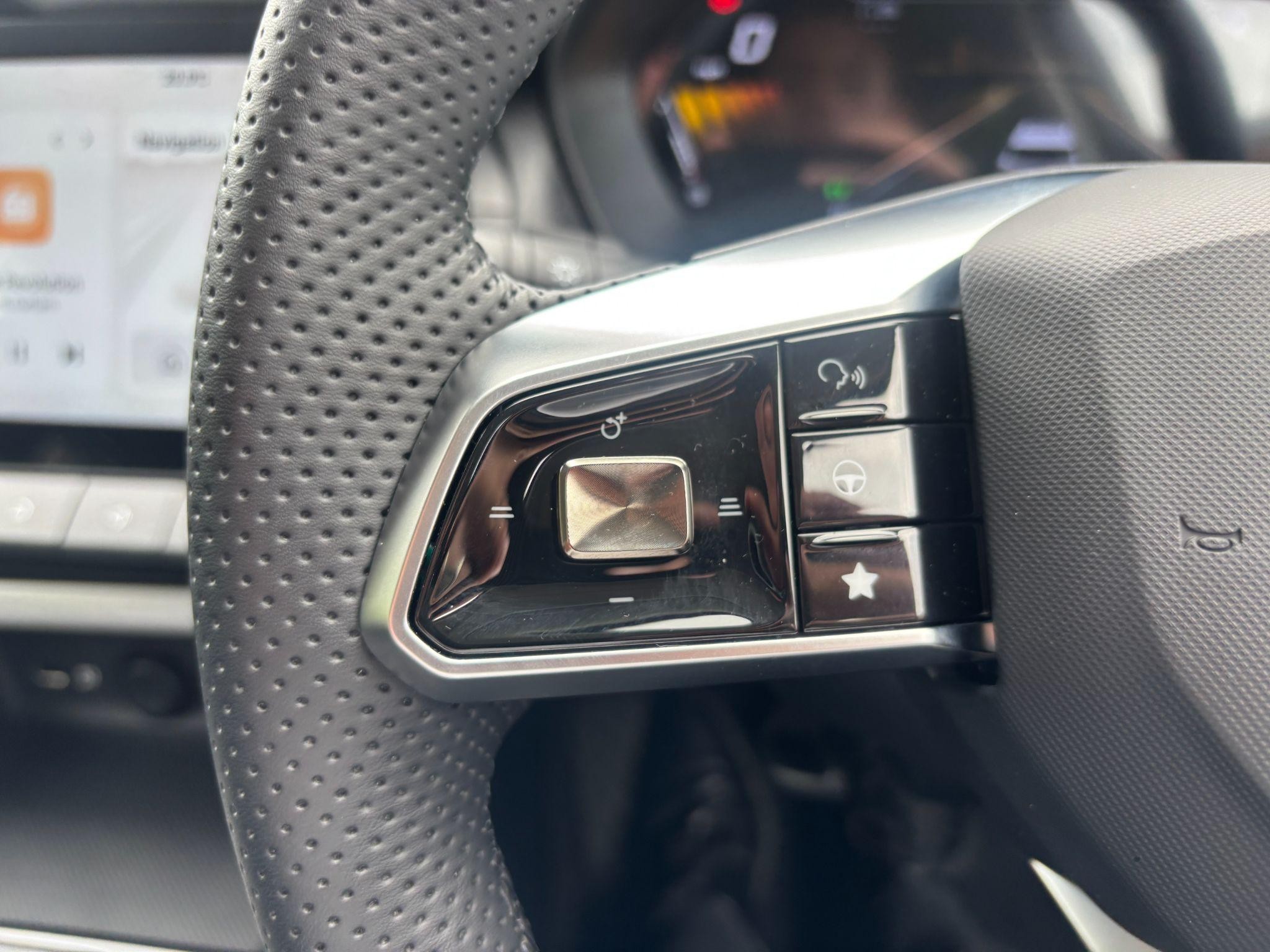 MG ZS Hybrid+ Image 22