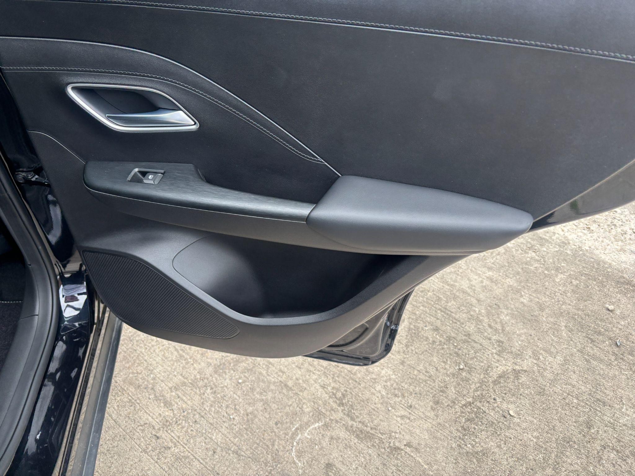 MG ZS Hybrid+ Image 29