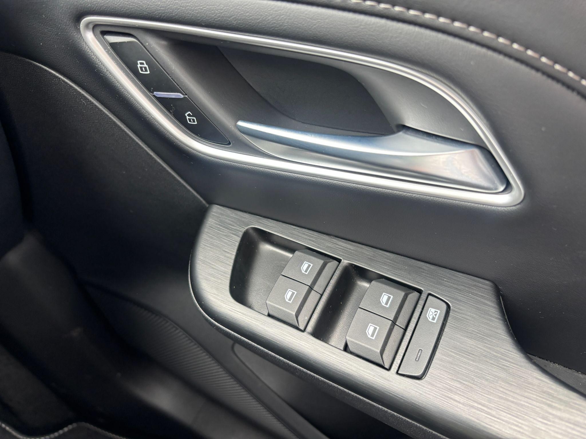 MG ZS Hybrid+ Image 32